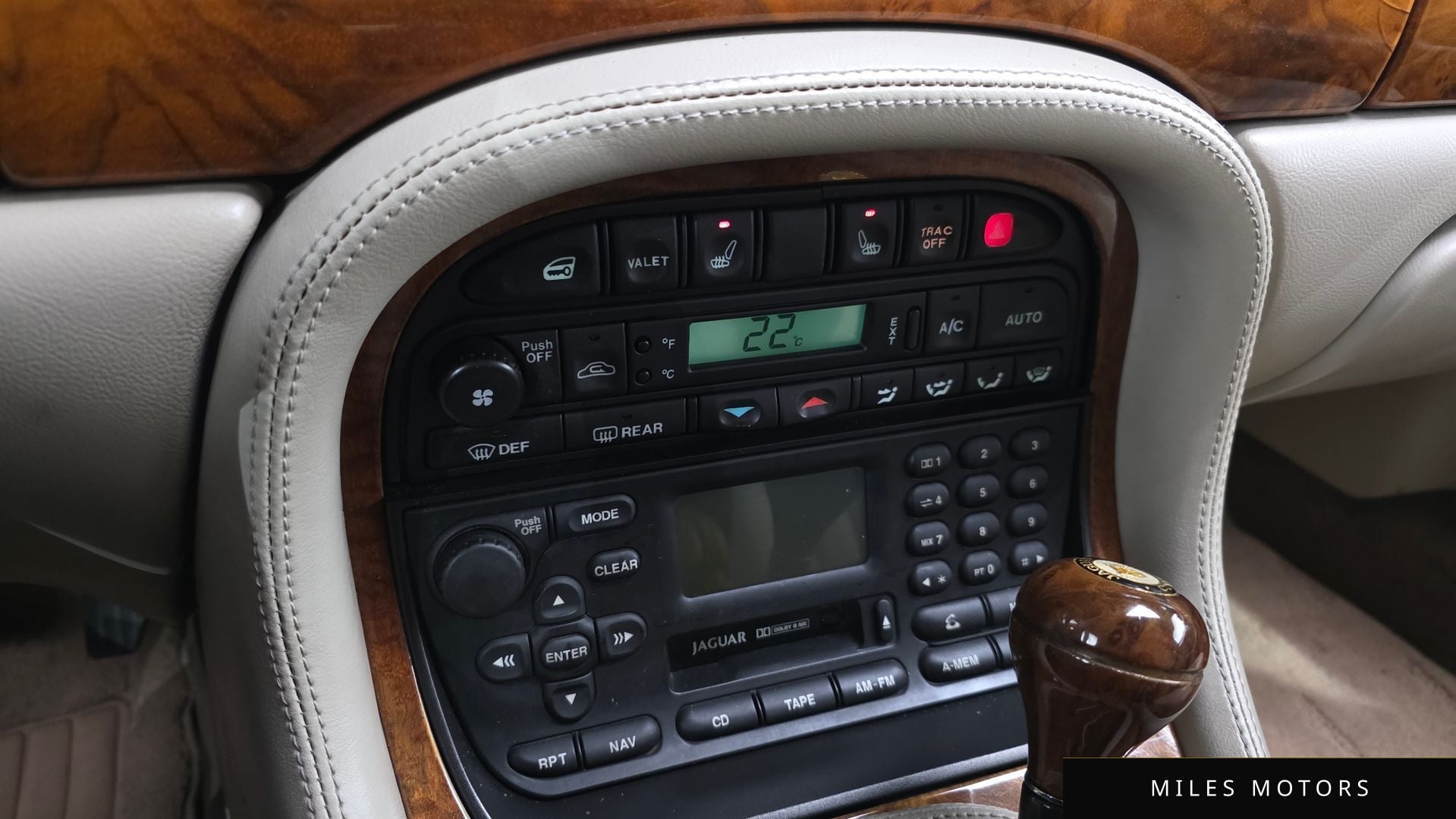 Jaguar XJ-8 2000 — миниатюра 14