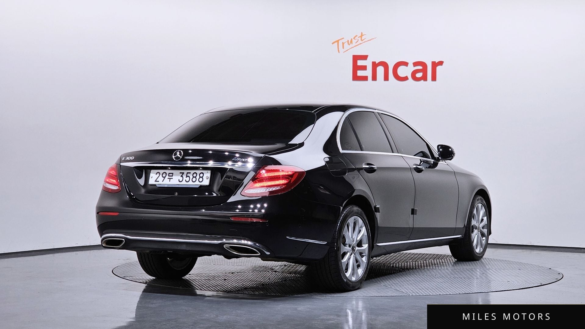 Mercedes-Benz E-Class W213 2018 — миниатюра 2