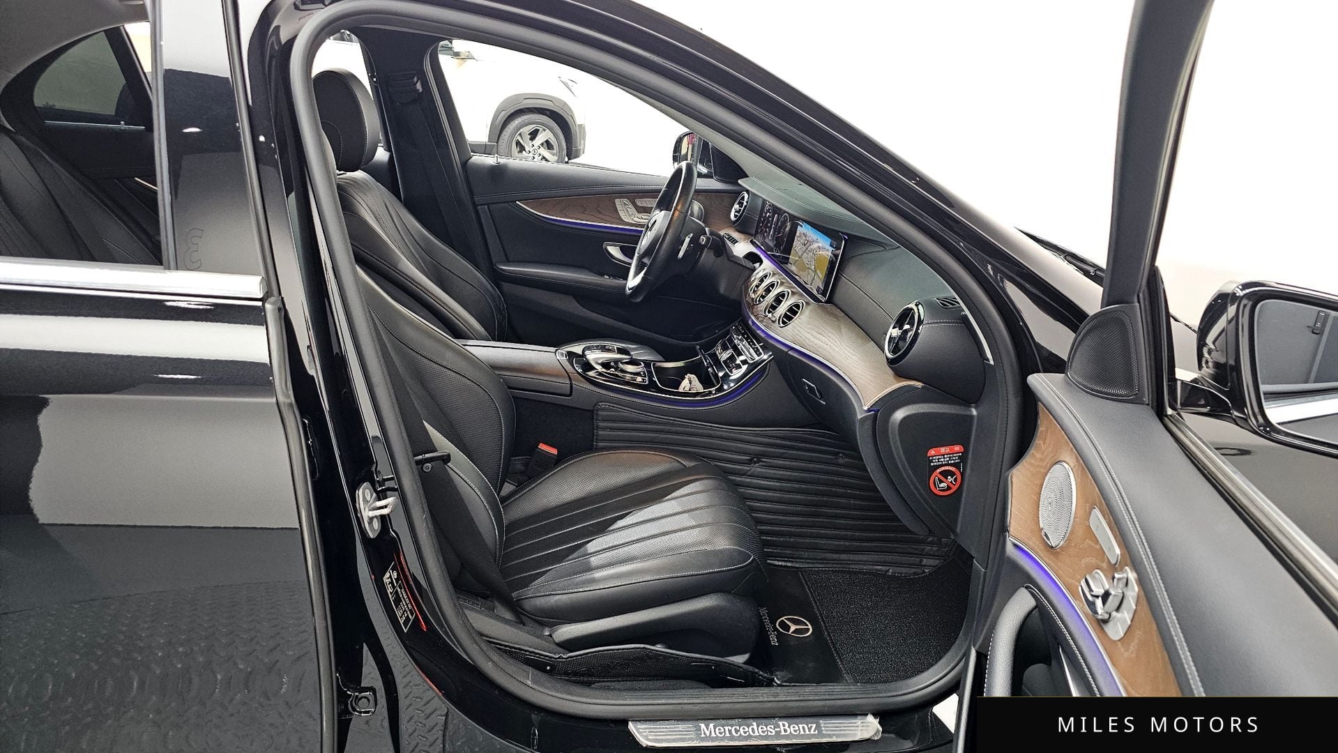 Mercedes-Benz E-Class W213 2018 — миниатюра 11