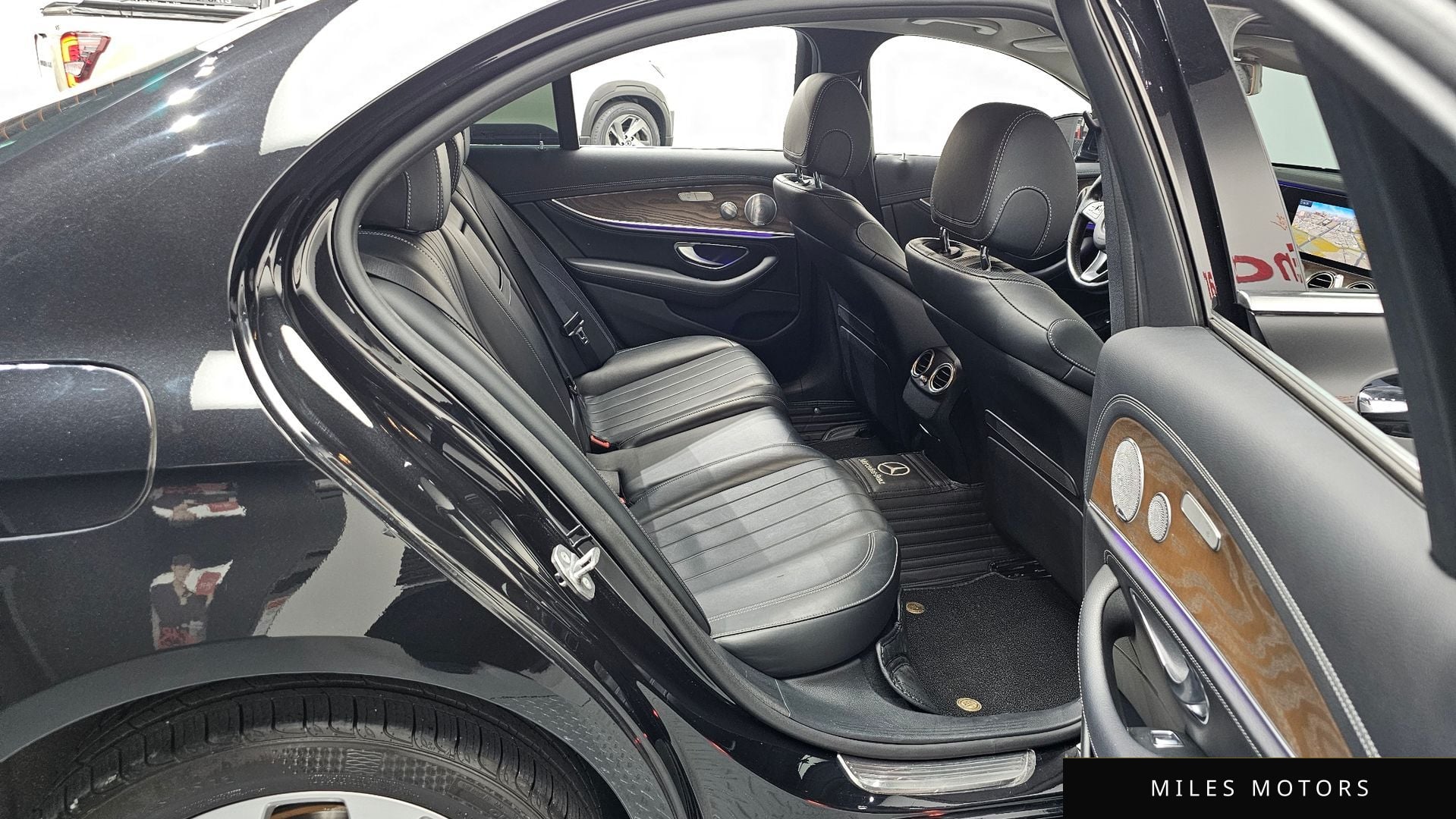 Mercedes-Benz E-Class W213 2018 — миниатюра 12