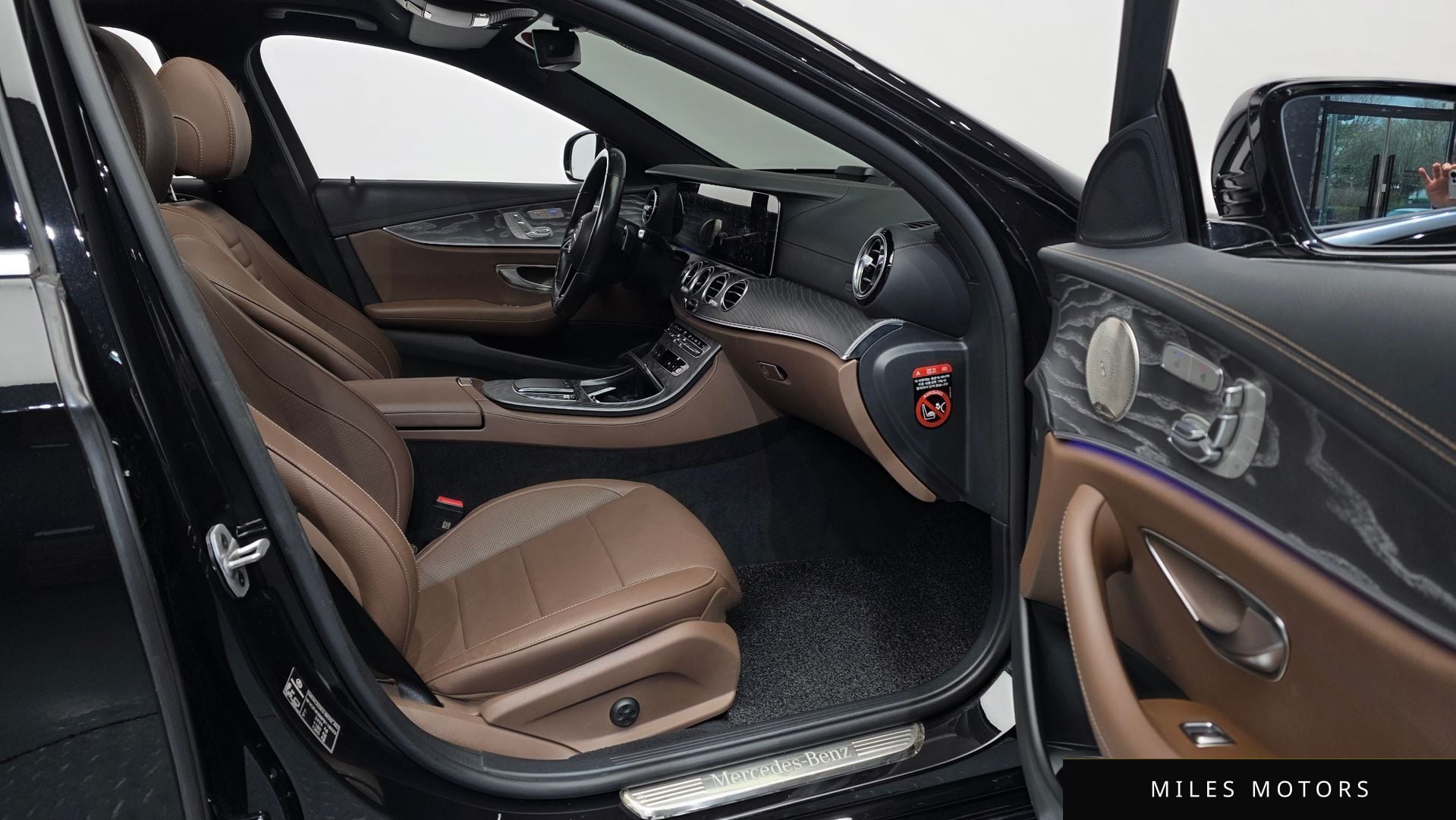 Mercedes-Benz E-클래스 W213 2023 — миниатюра 11