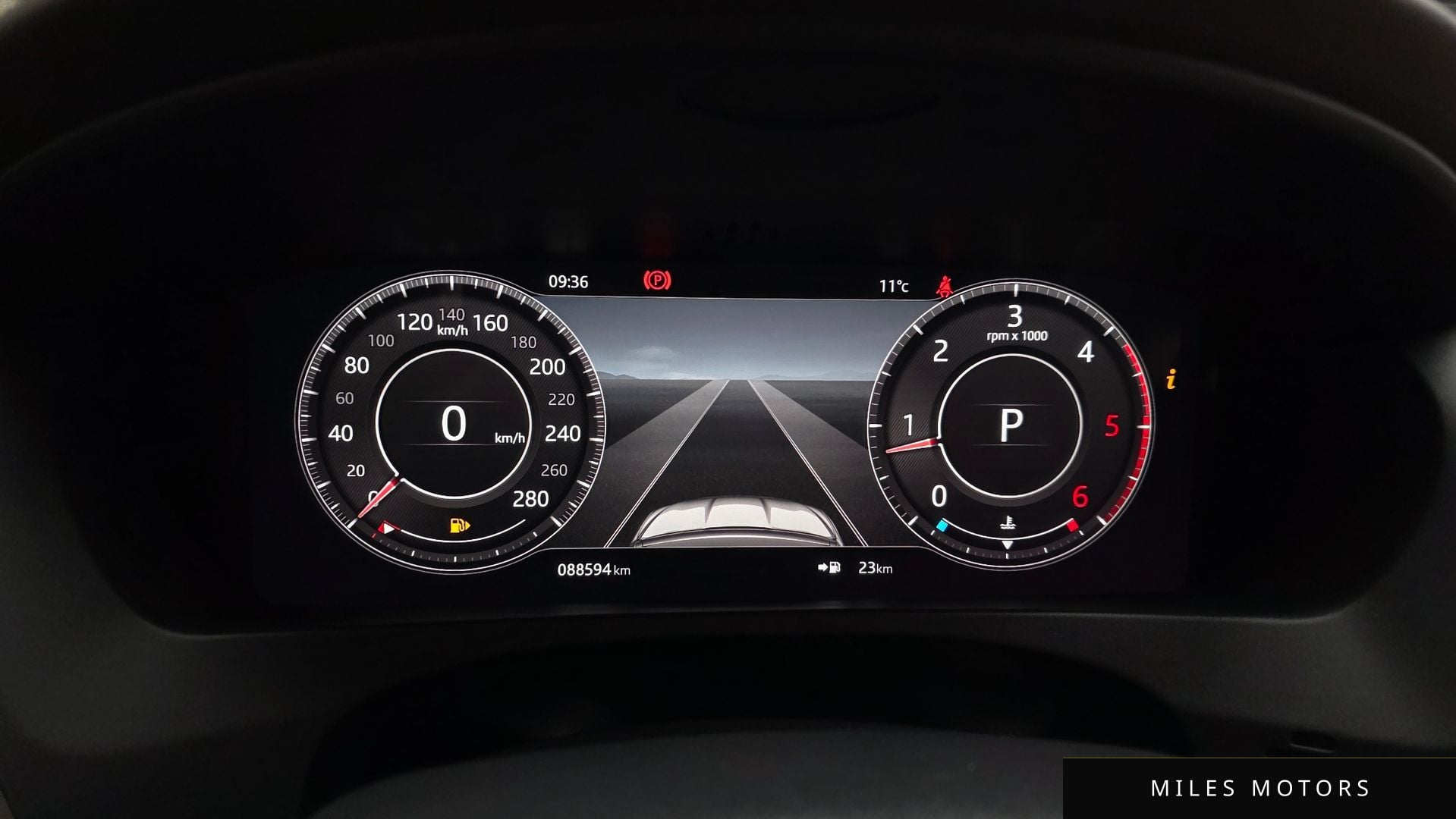 Jaguar F-PACE 2020 — миниатюра 8