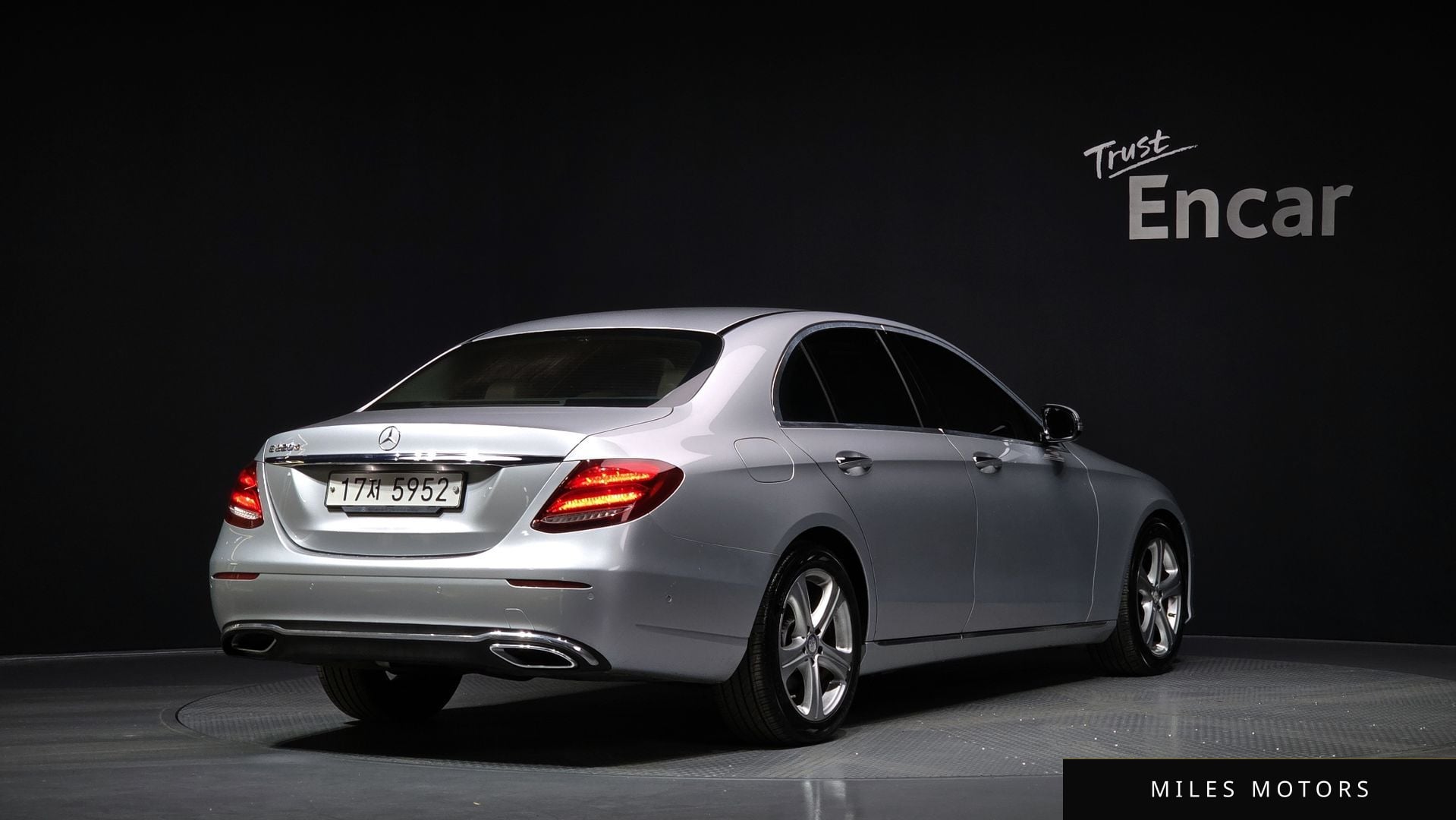 Mercedes-Benz E-Class W213 2017 — миниатюра 2