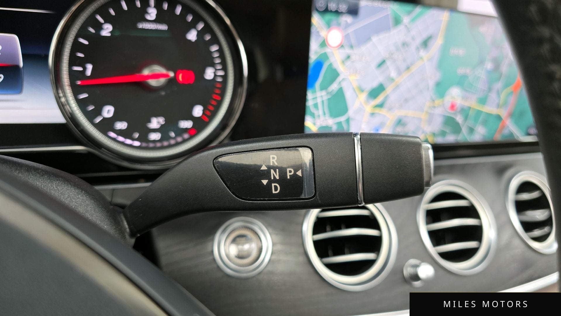 Mercedes-Benz E-Class W213 2017 — миниатюра 12