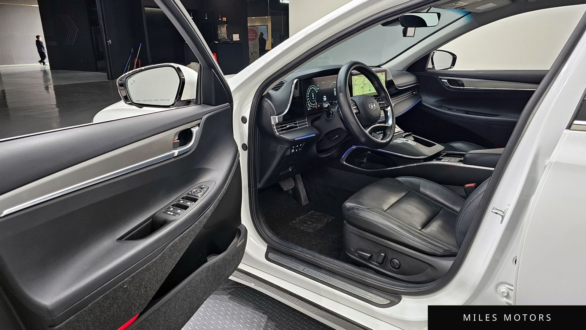 Hyundai Grandeur 2022 — миниатюра 11