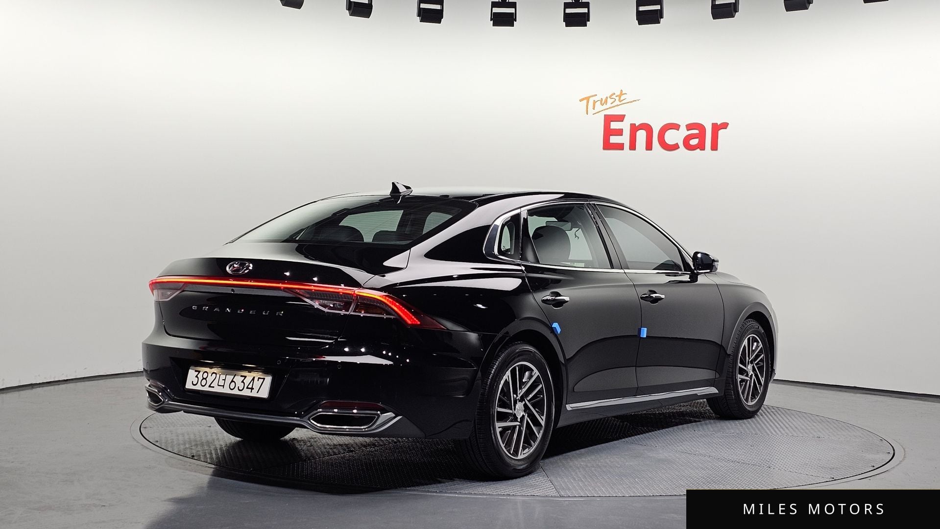 Hyundai Grandeur 2021 — миниатюра 2
