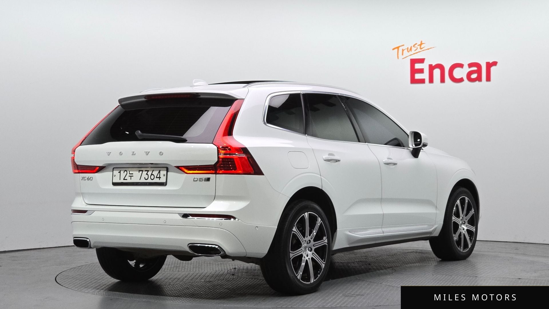Volvo XC60 2019 — миниатюра 2