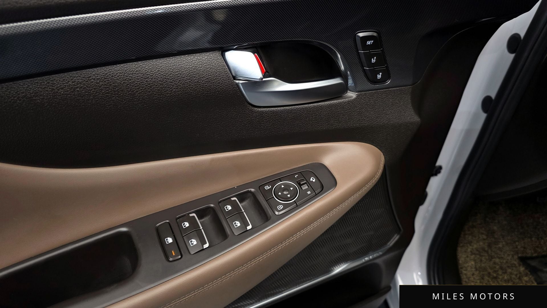 Hyundai Santafe 2021 — миниатюра 11