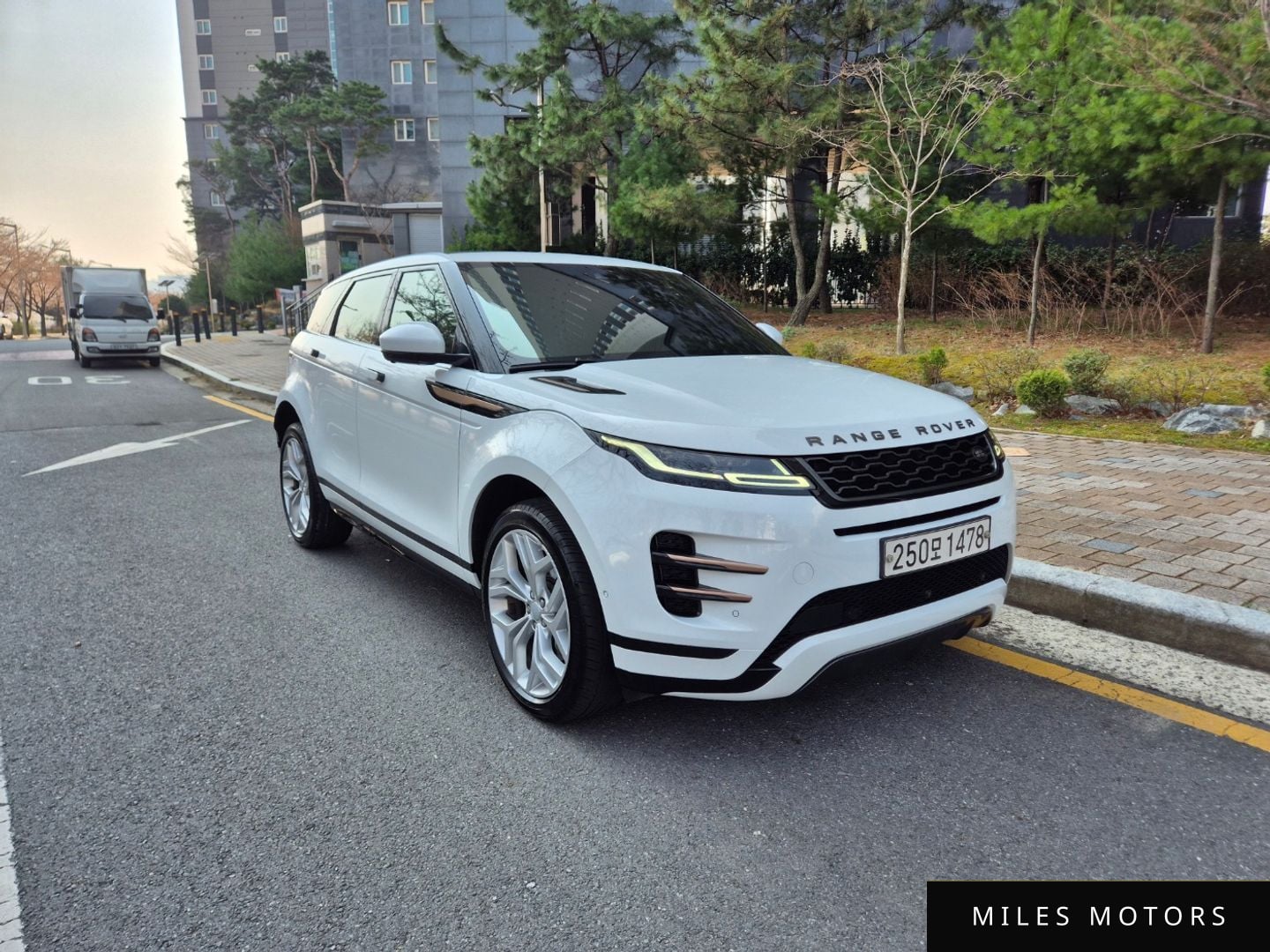 Land Rover Range Rover Evoque 2020 — миниатюра 3