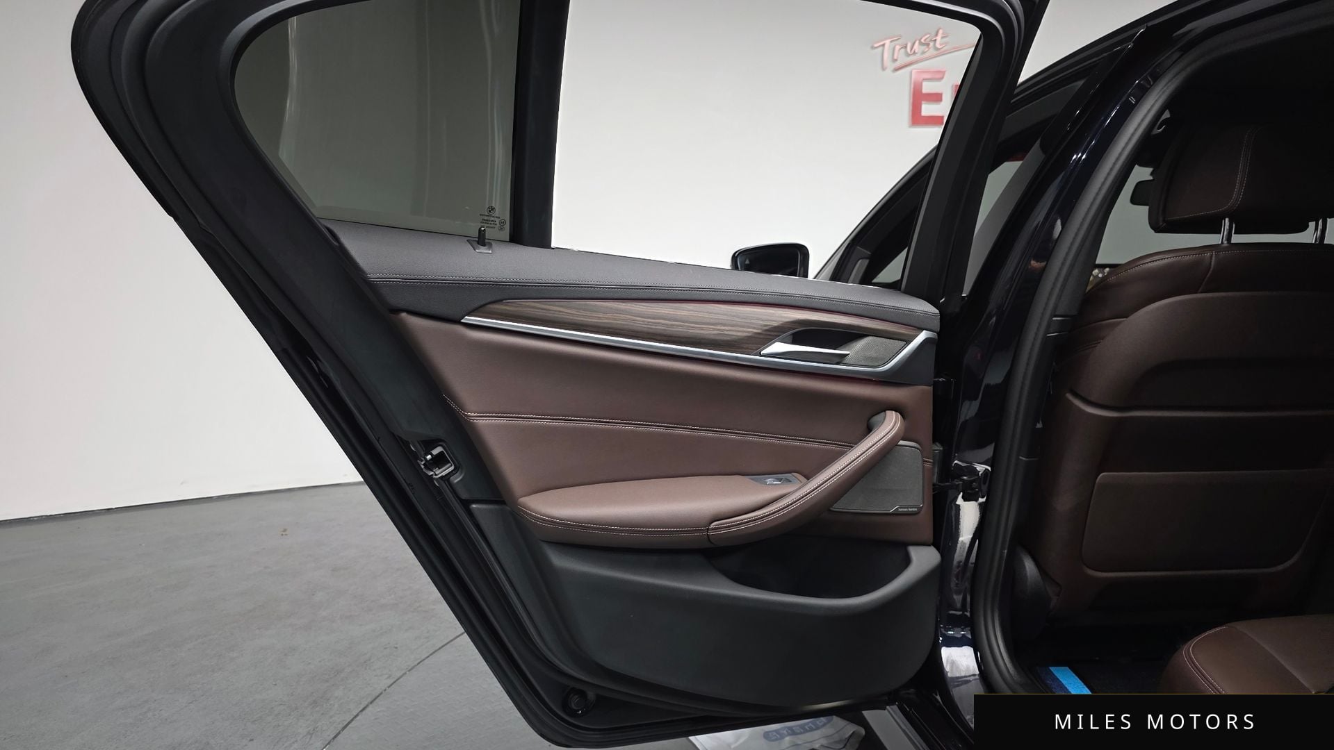 BMW 5시리즈 (G30) 2021 — миниатюра 14