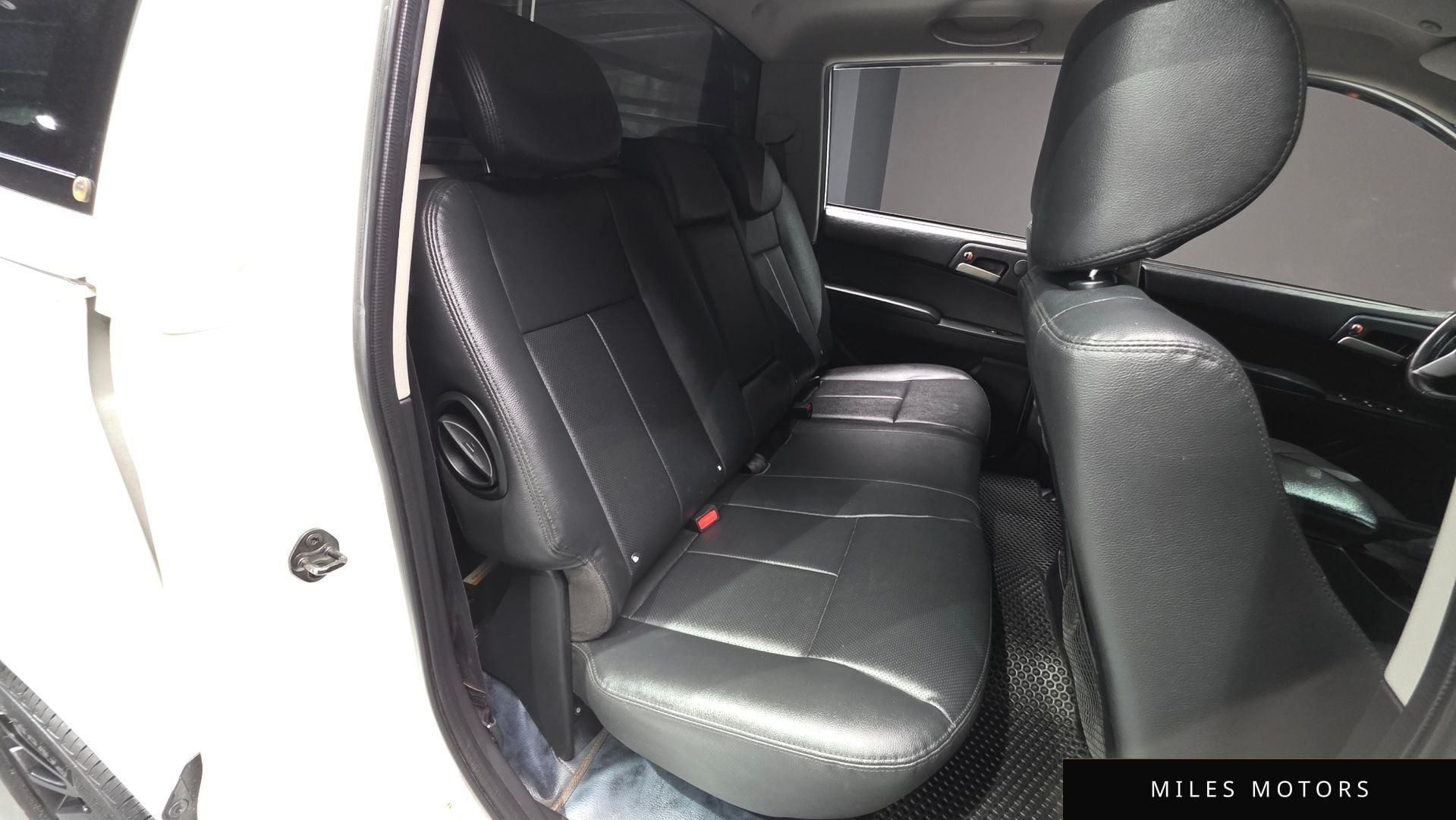 KG Mobility KORANDO 2017 — миниатюра 12