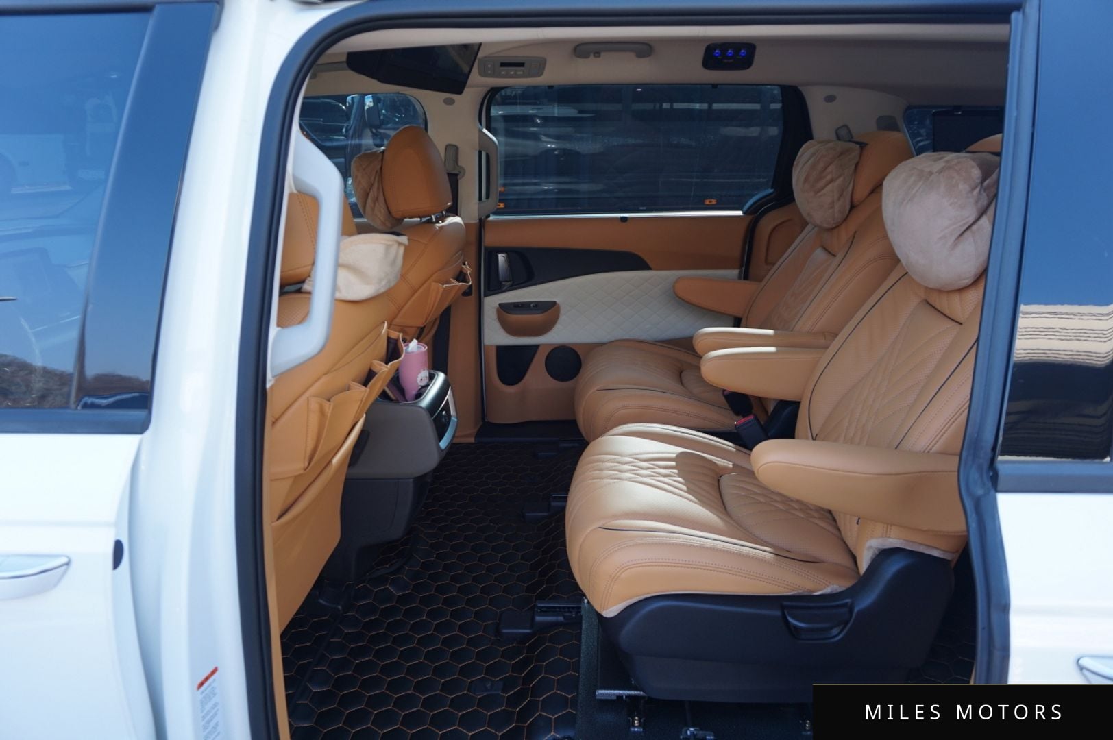 Kia Canival 2025 — миниатюра 14