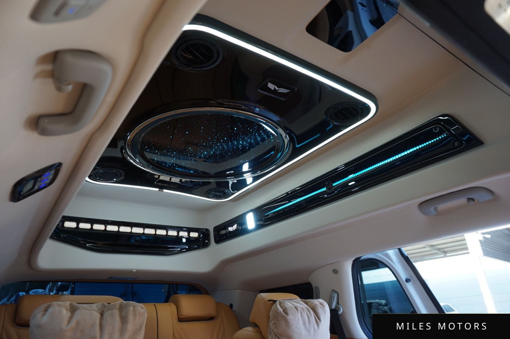 Kia Canival 2025 — миниатюра 15