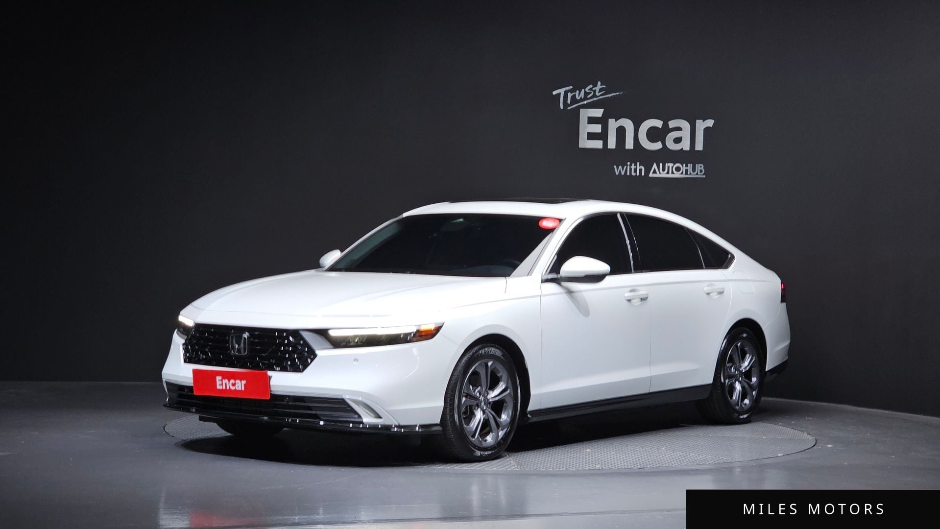 Honda Accord 2024 — фото 1 из 12