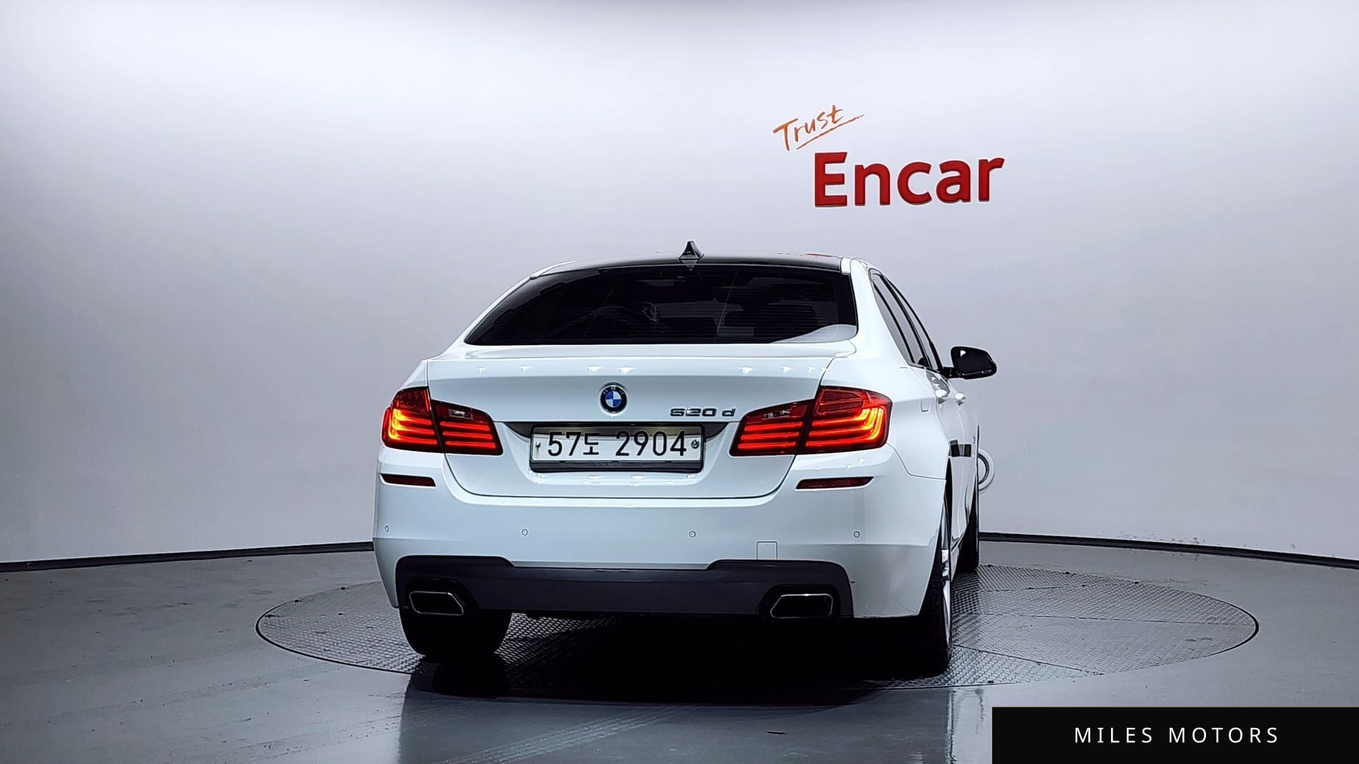 BMW 5 Series (F10) 2016 — миниатюра 4