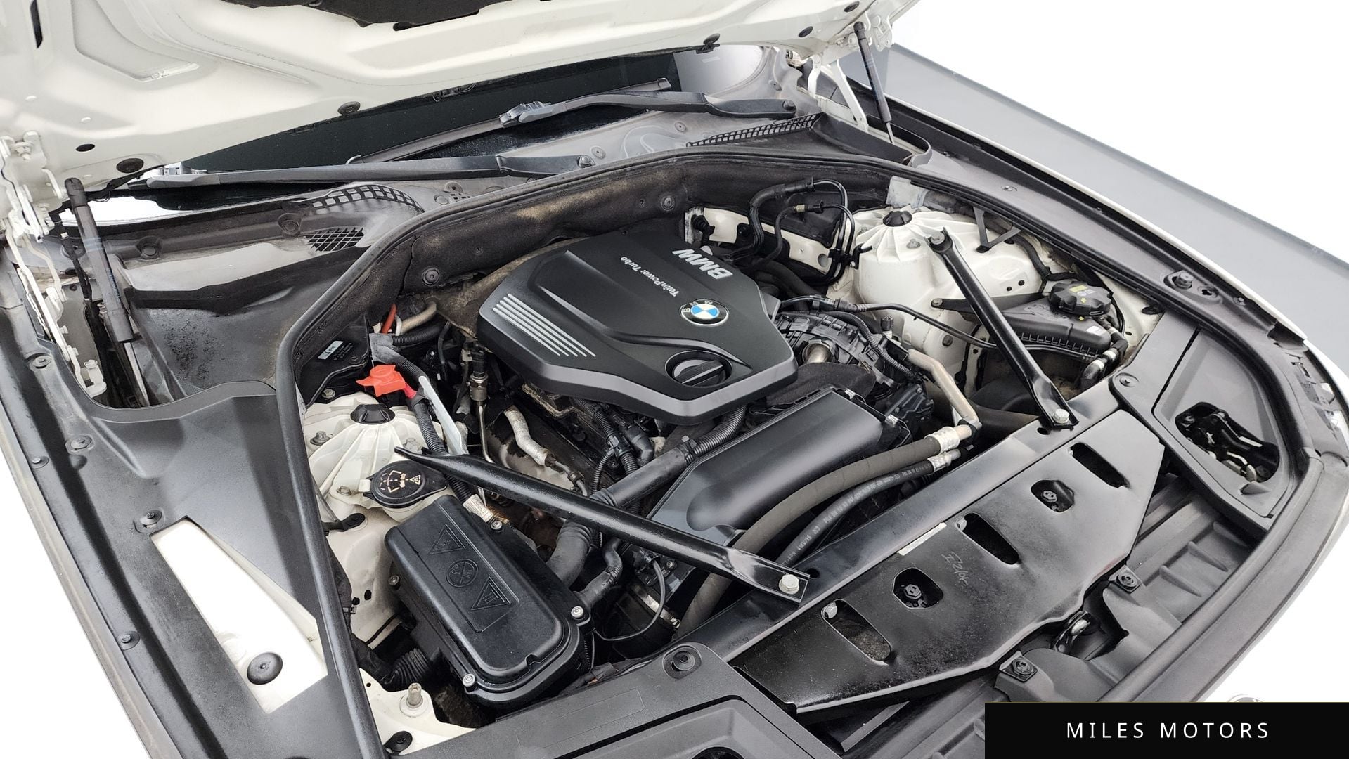 BMW 5 Series (F10) 2016 — миниатюра 6