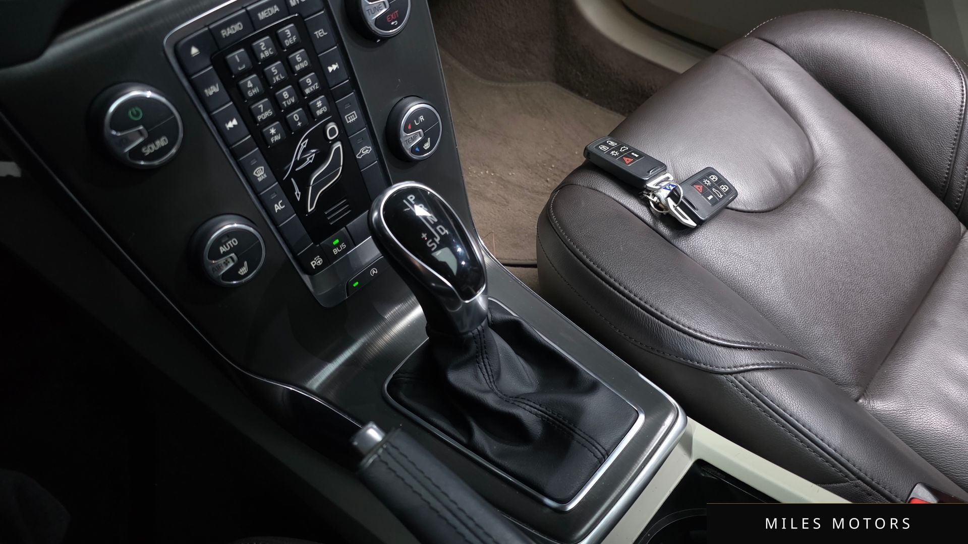 Volvo V40 2014 — миниатюра 9