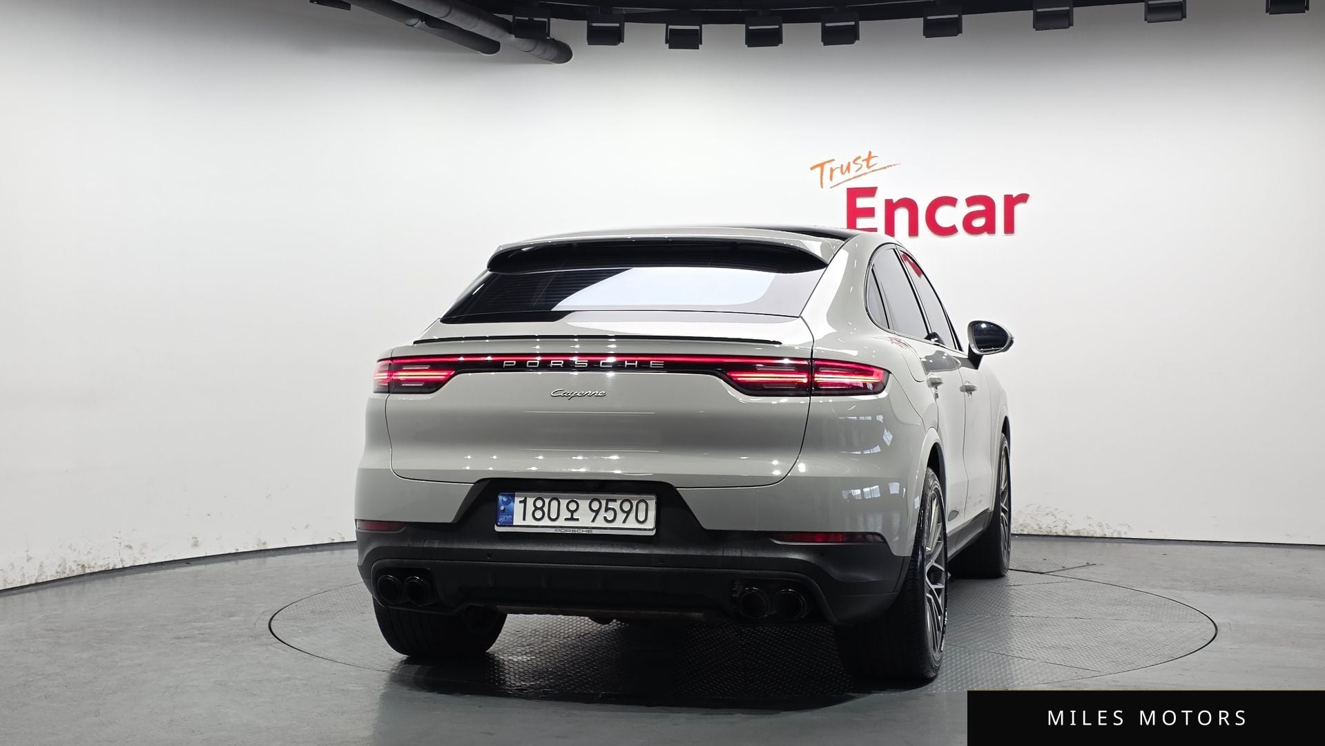 Porsche 카이엔 (PO536) 2023 — миниатюра 4