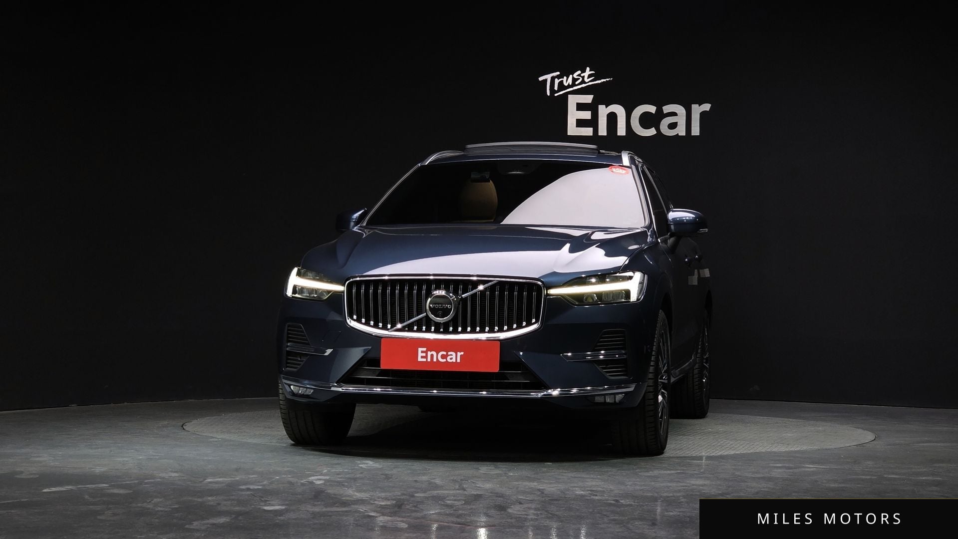Volvo XC60 2022 — миниатюра 3