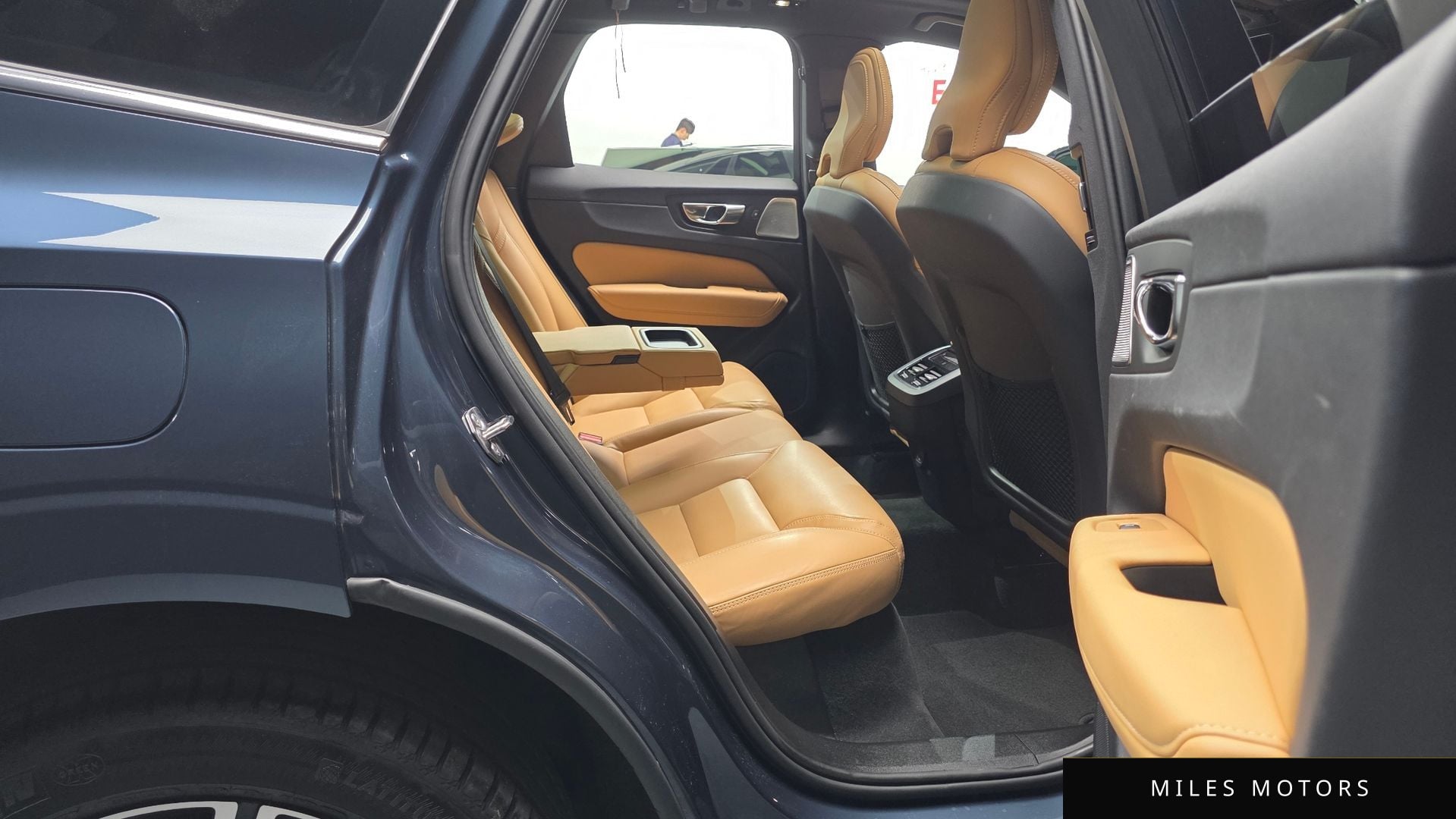 Volvo XC60 2022 — миниатюра 12