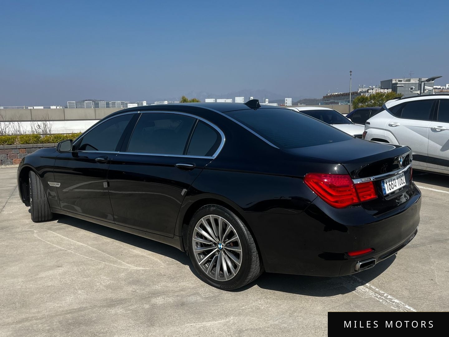 BMW 7 Series (F01) 2012 — миниатюра 6
