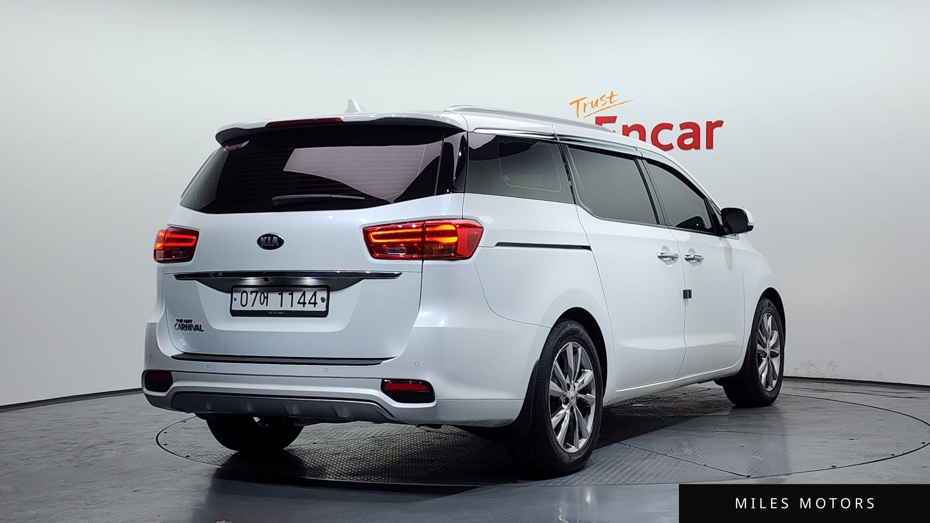 Kia Canival 2019 — миниатюра 2