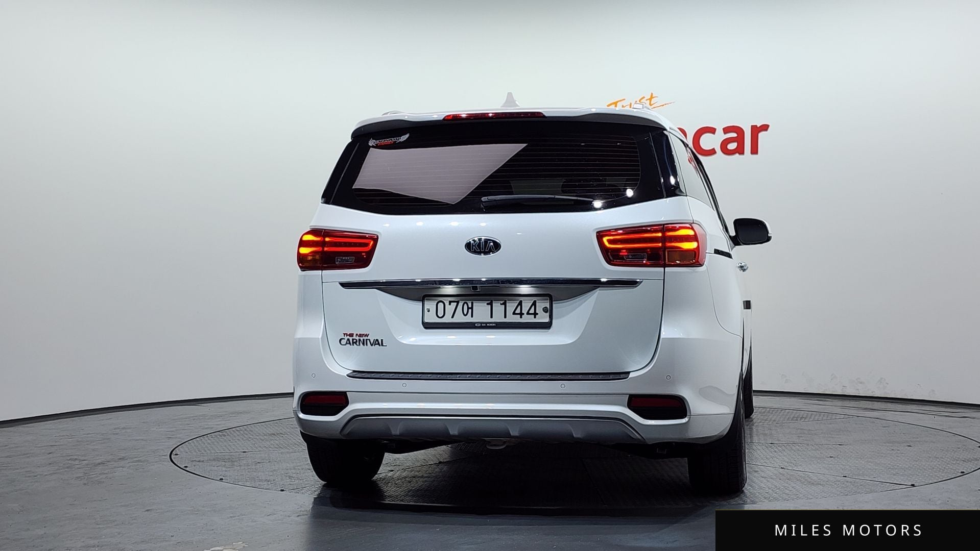 Kia Canival 2019 — миниатюра 4