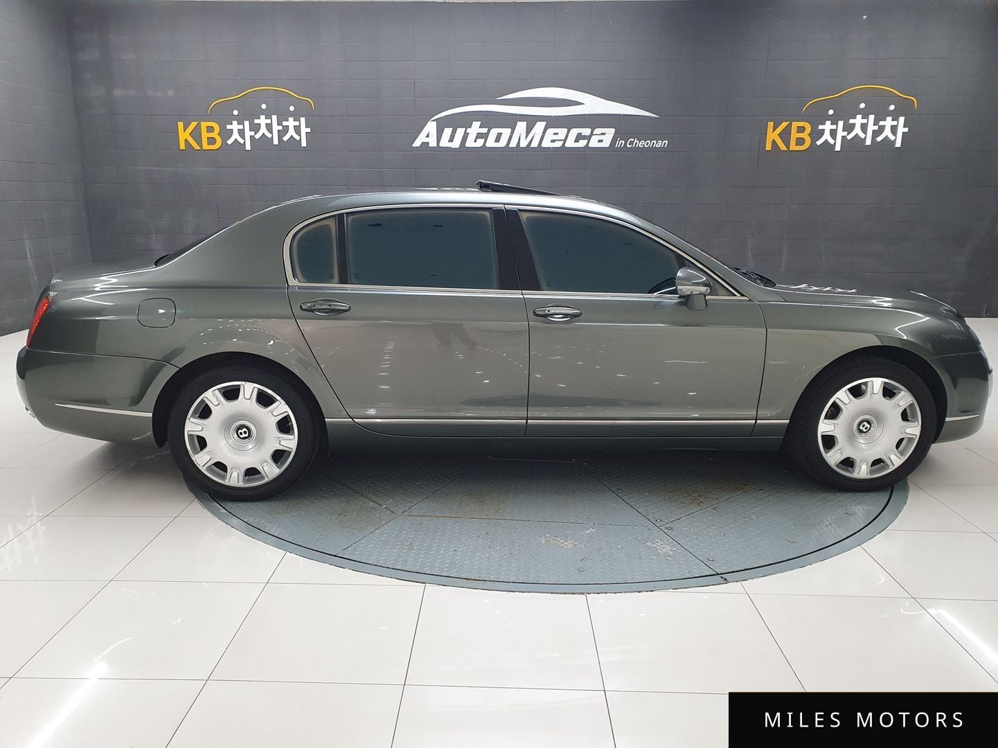 Bentley Flying Spur 2008 — миниатюра 6