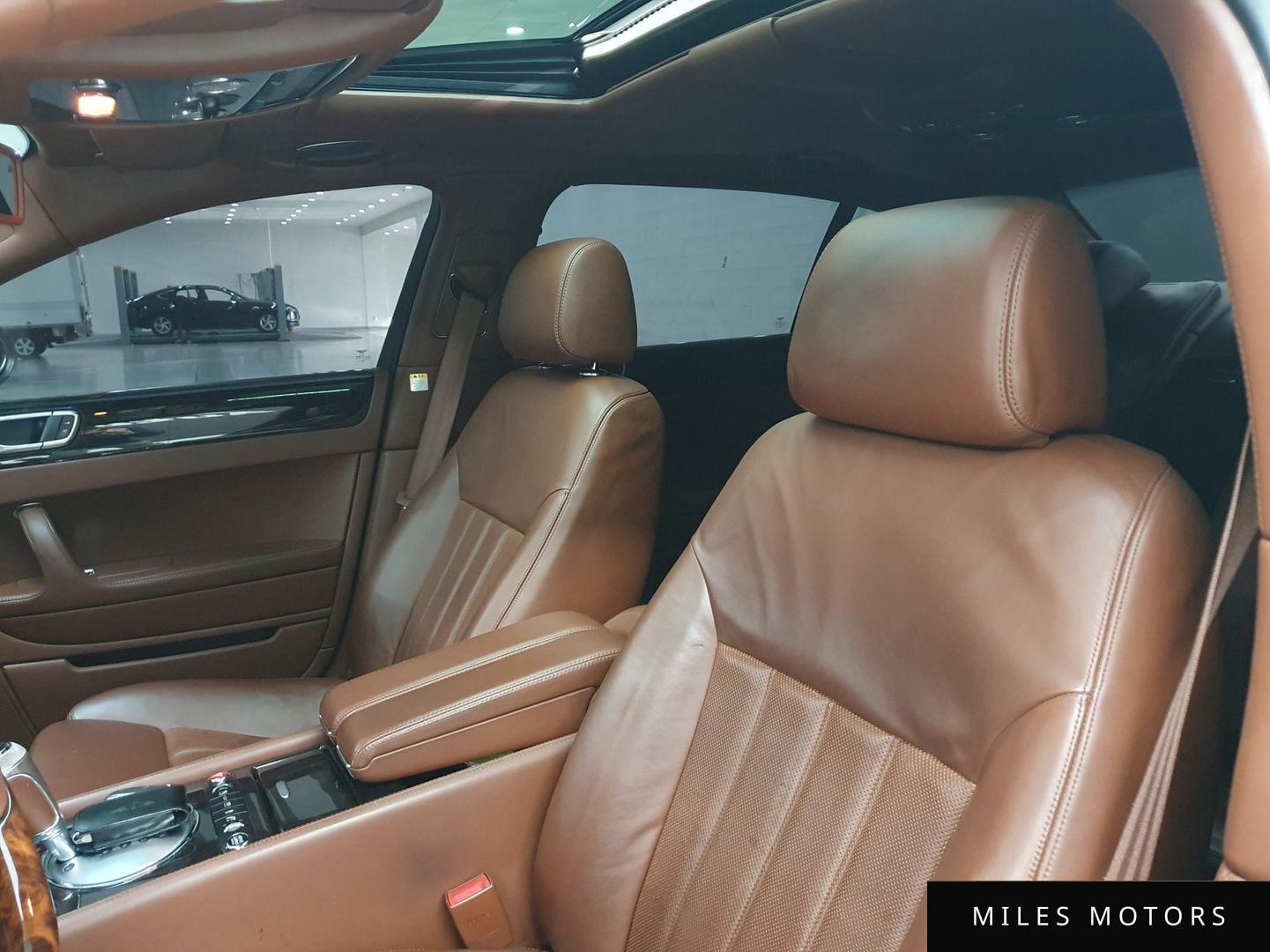 Bentley Flying Spur 2008 — миниатюра 10