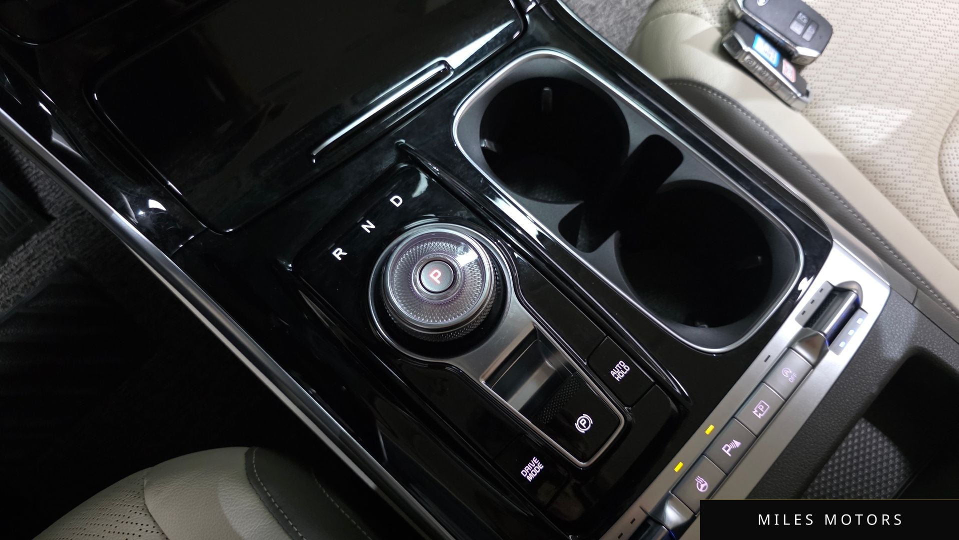 Kia Carnival 2021 — миниатюра 8