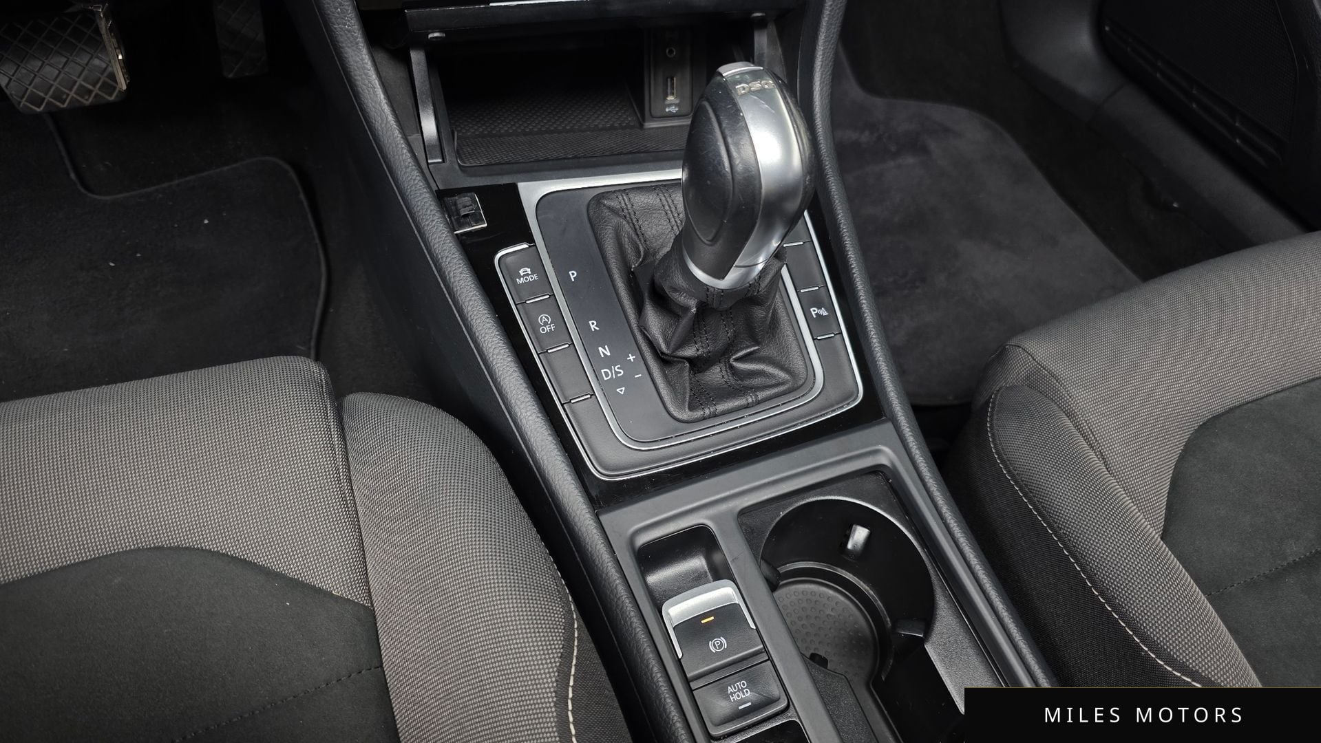 Volkswagen 골프 2015 — миниатюра 9