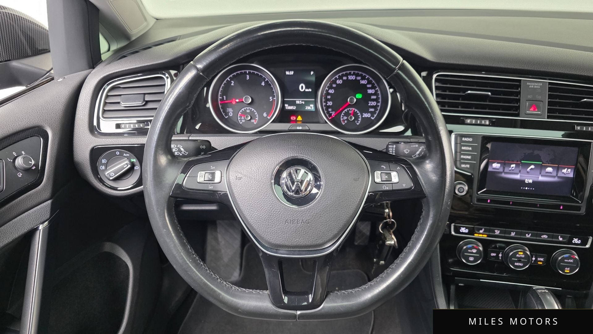 Volkswagen 골프 2015 — миниатюра 13