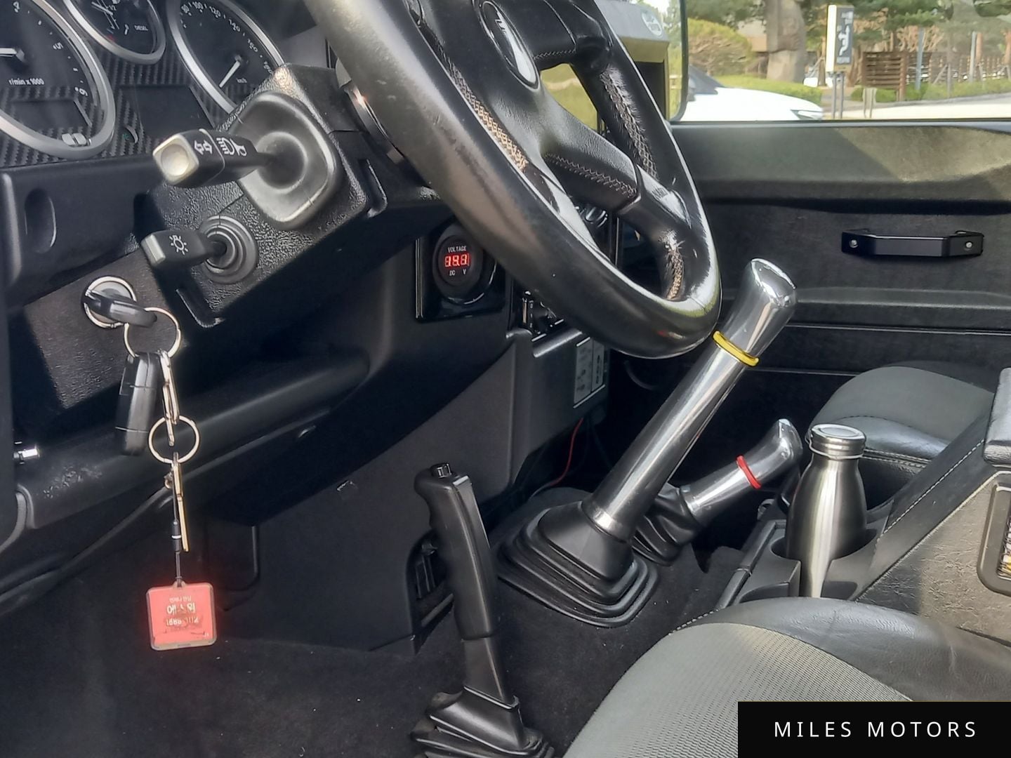 Land Rover Defender 2010 — миниатюра 9