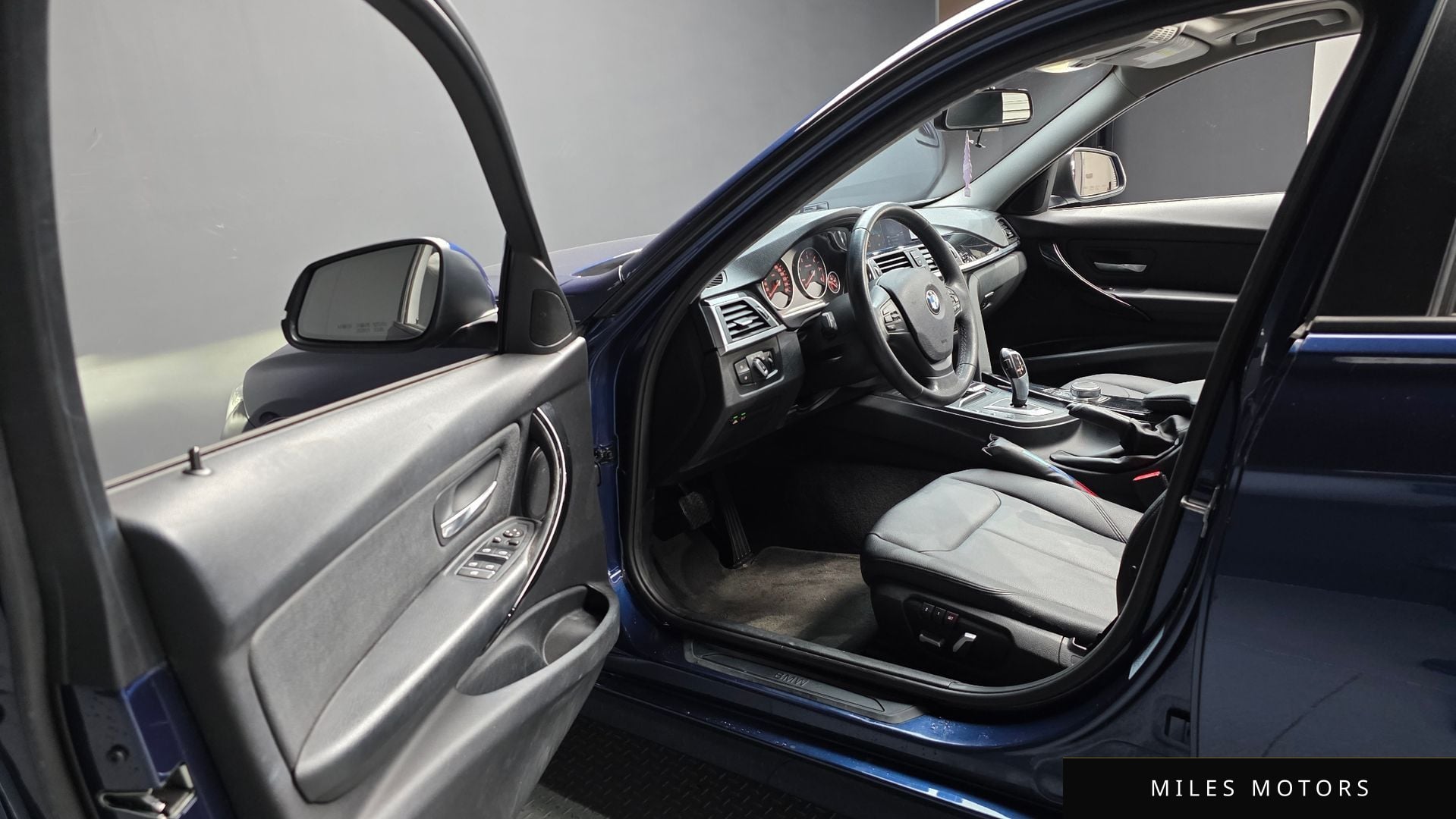 BMW 3 Series (F30) 2017 — миниатюра 10