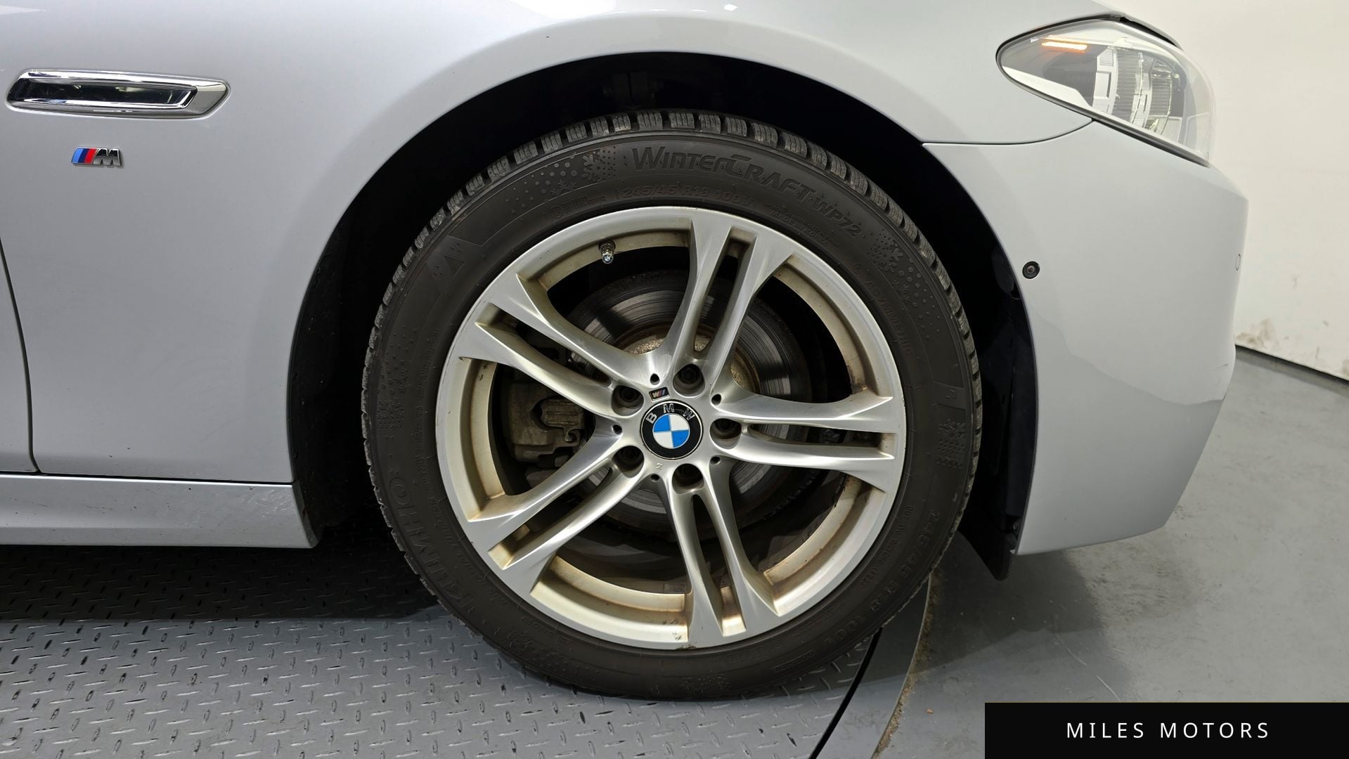 BMW 5 Series (F10) 2016 — миниатюра 5