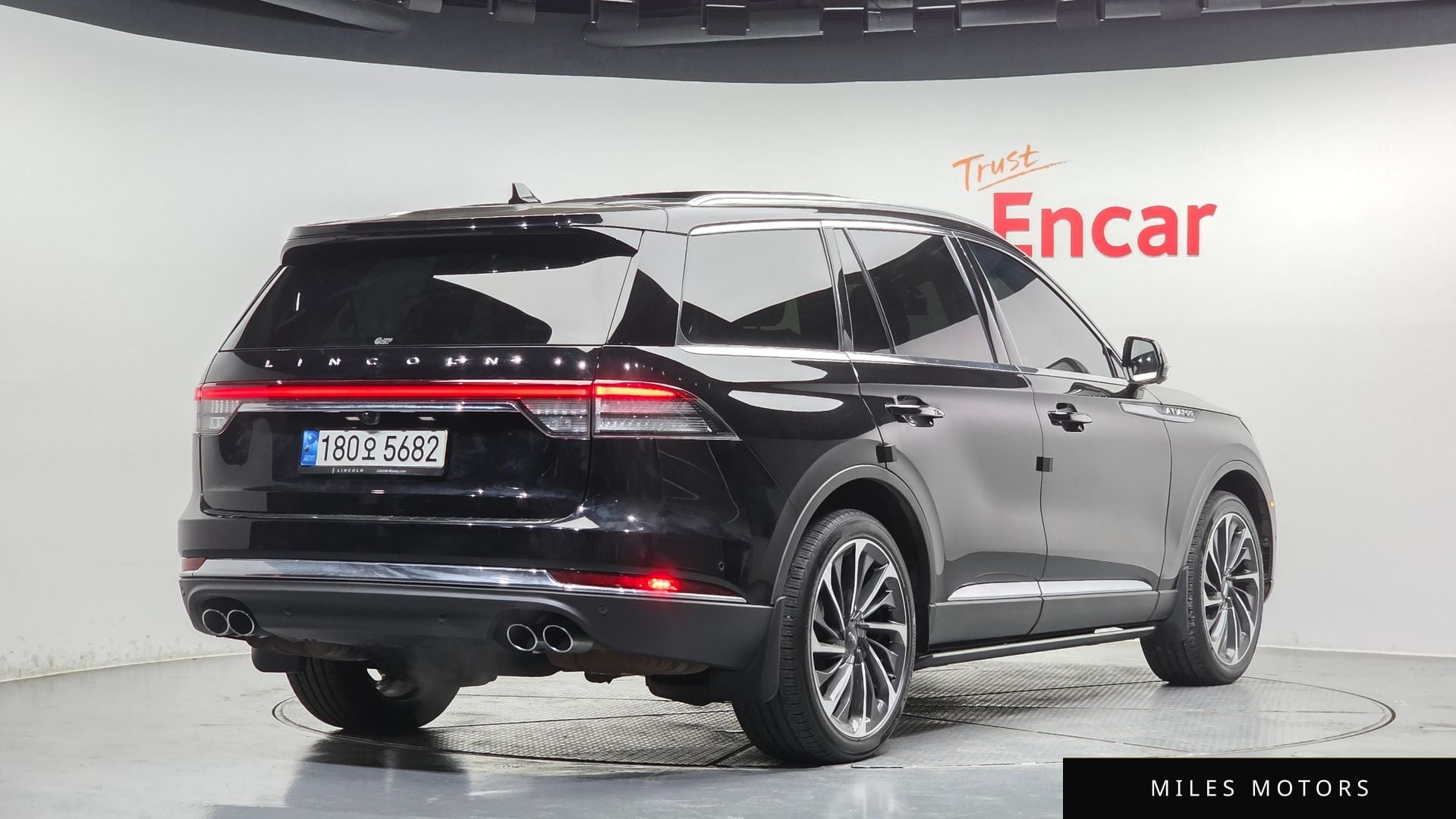 Lincoln Aviator 2022 — миниатюра 2
