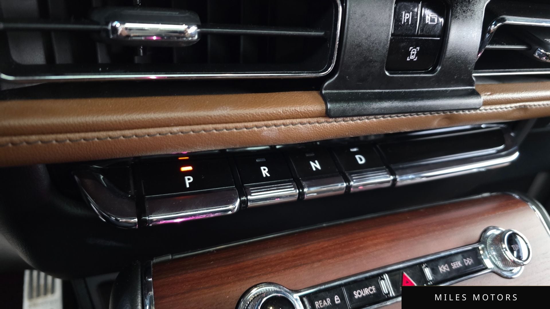 Lincoln Aviator 2022 — миниатюра 9