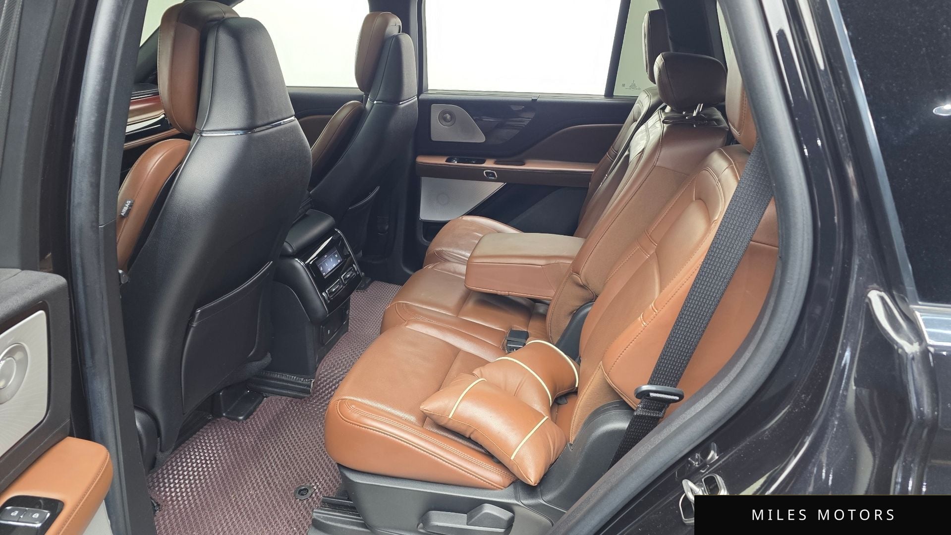 Lincoln Aviator 2022 — миниатюра 12