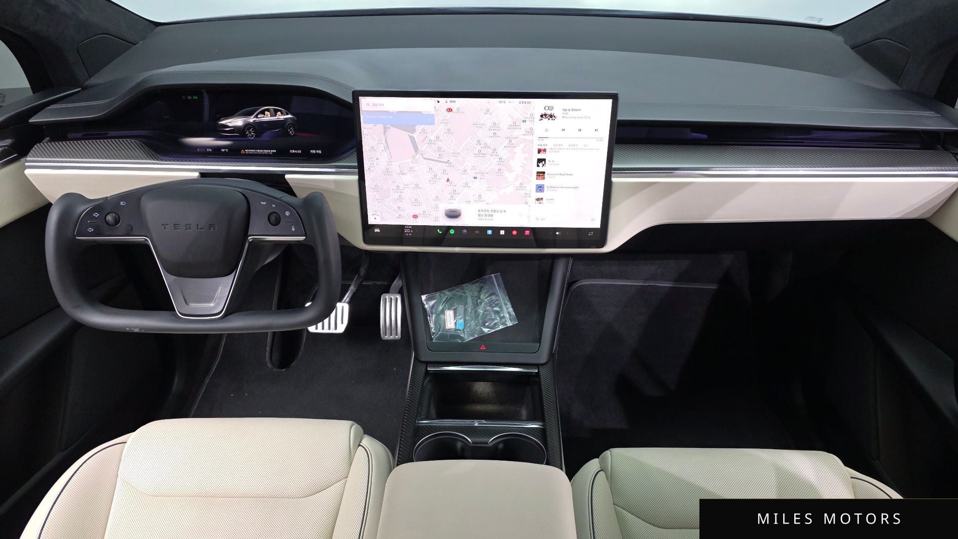 Tesla Model X 2023 — миниатюра 7