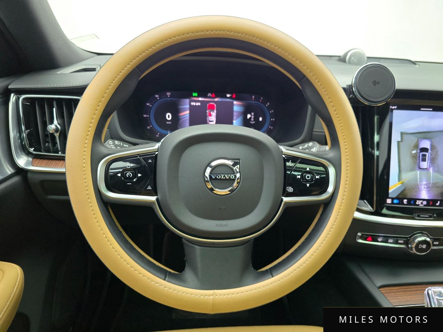 Volvo V60 2023 — миниатюра 12