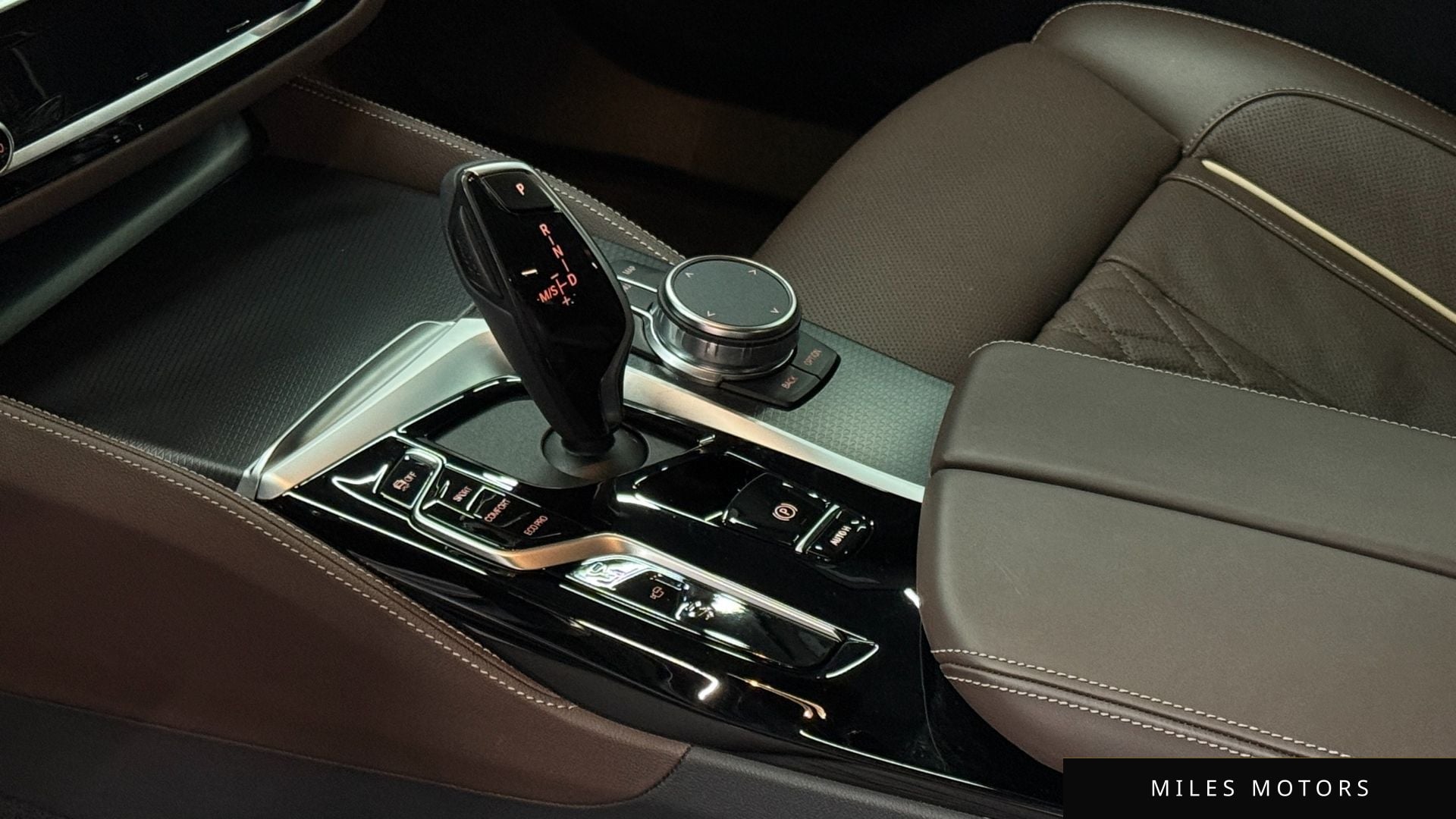 BMW 6 Series GT (G32) 2023 — миниатюра 9