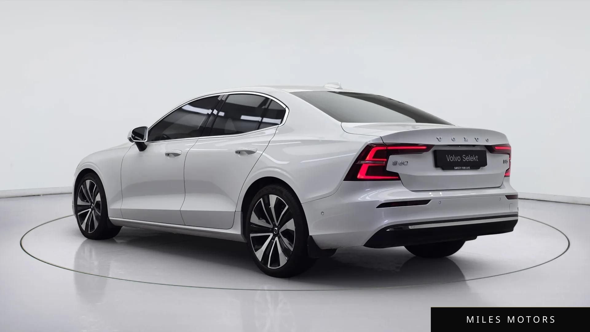 Volvo S60 2024 — миниатюра 2