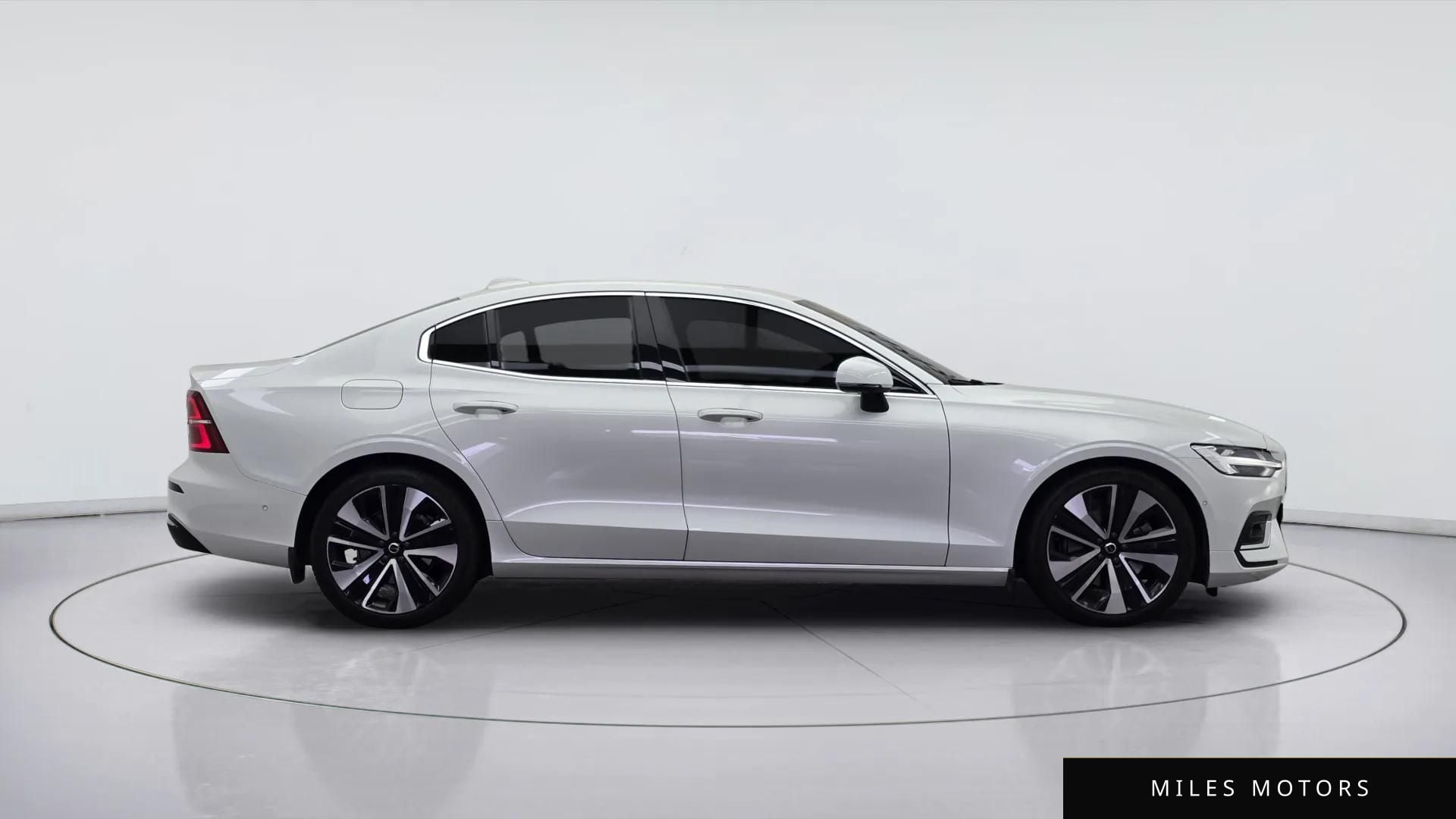 Volvo S60 2024 — миниатюра 4