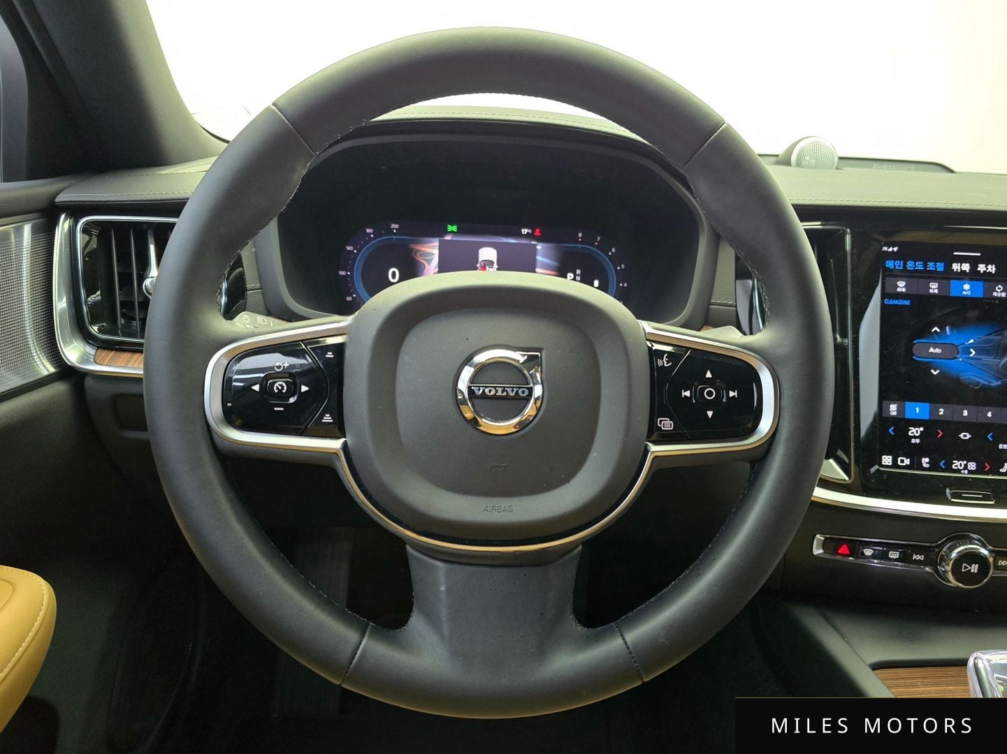Volvo S60 2024 — миниатюра 12