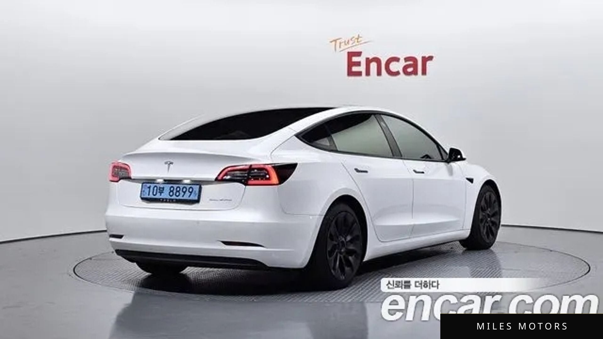 Tesla Model 3 2021 — миниатюра 2