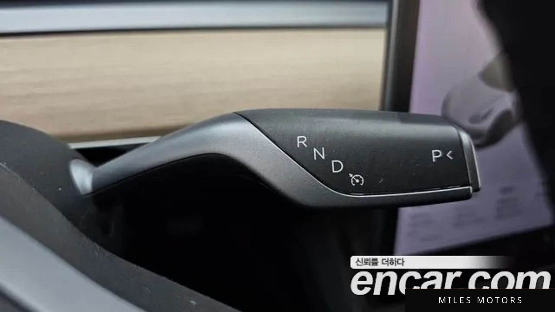 Tesla Model 3 2021 — миниатюра 9