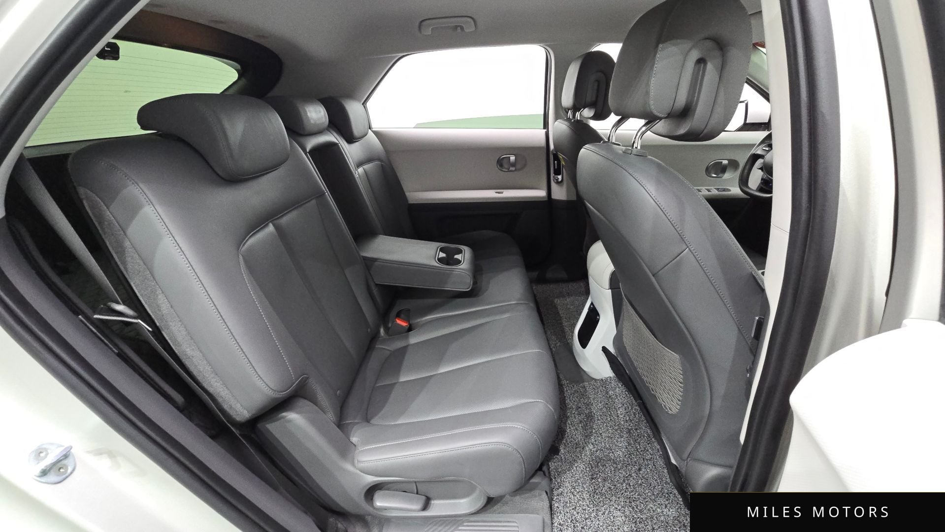 Hyundai Ioniq5 2023 — миниатюра 12