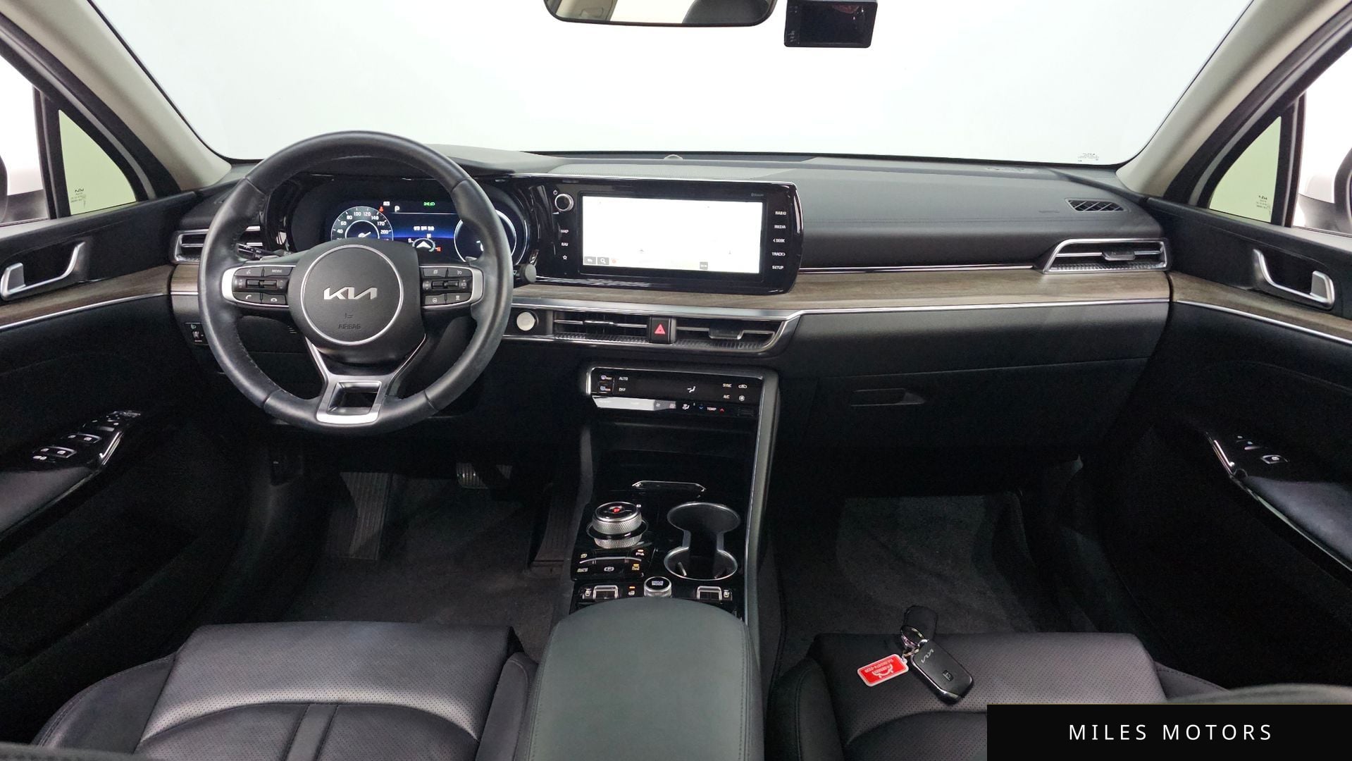 Kia K5 2022 — миниатюра 10