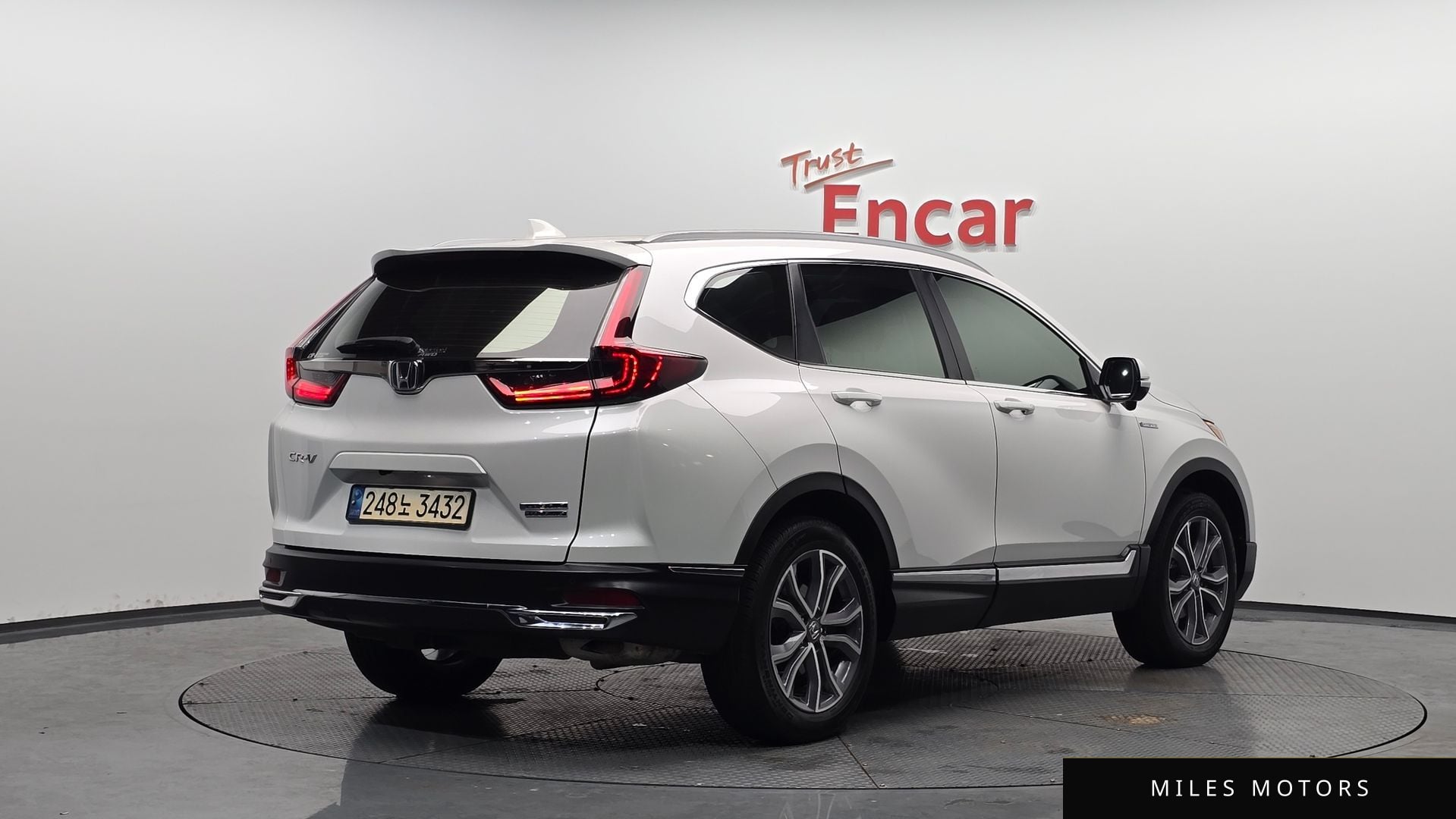 Honda CR-V 2022 — фото 1 из 12