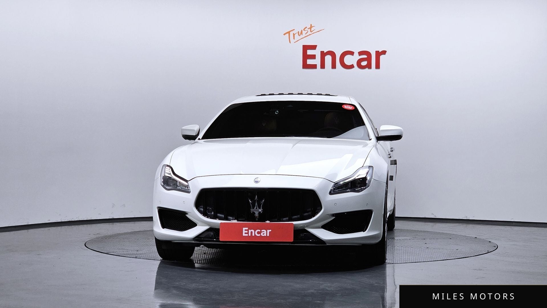 Maserati Quattroporte 2018 — миниатюра 3